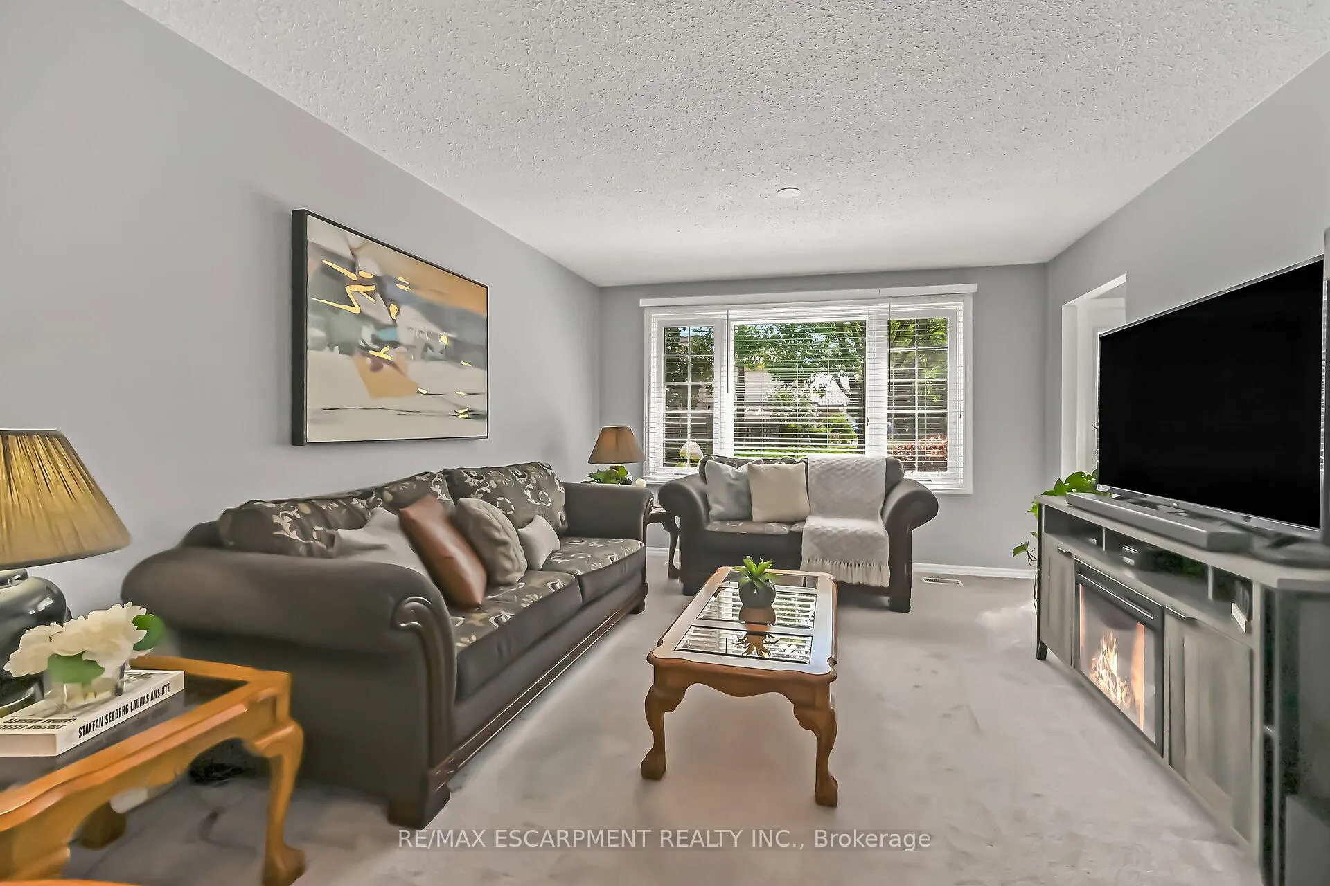 Photo 8 of 146 Fiona Crescent, Hamilton, Kernighan — HOMEH