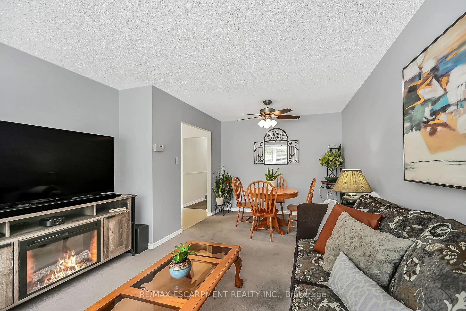 Photo 10 of 146 Fiona Crescent, Hamilton, Kernighan — HOMEH