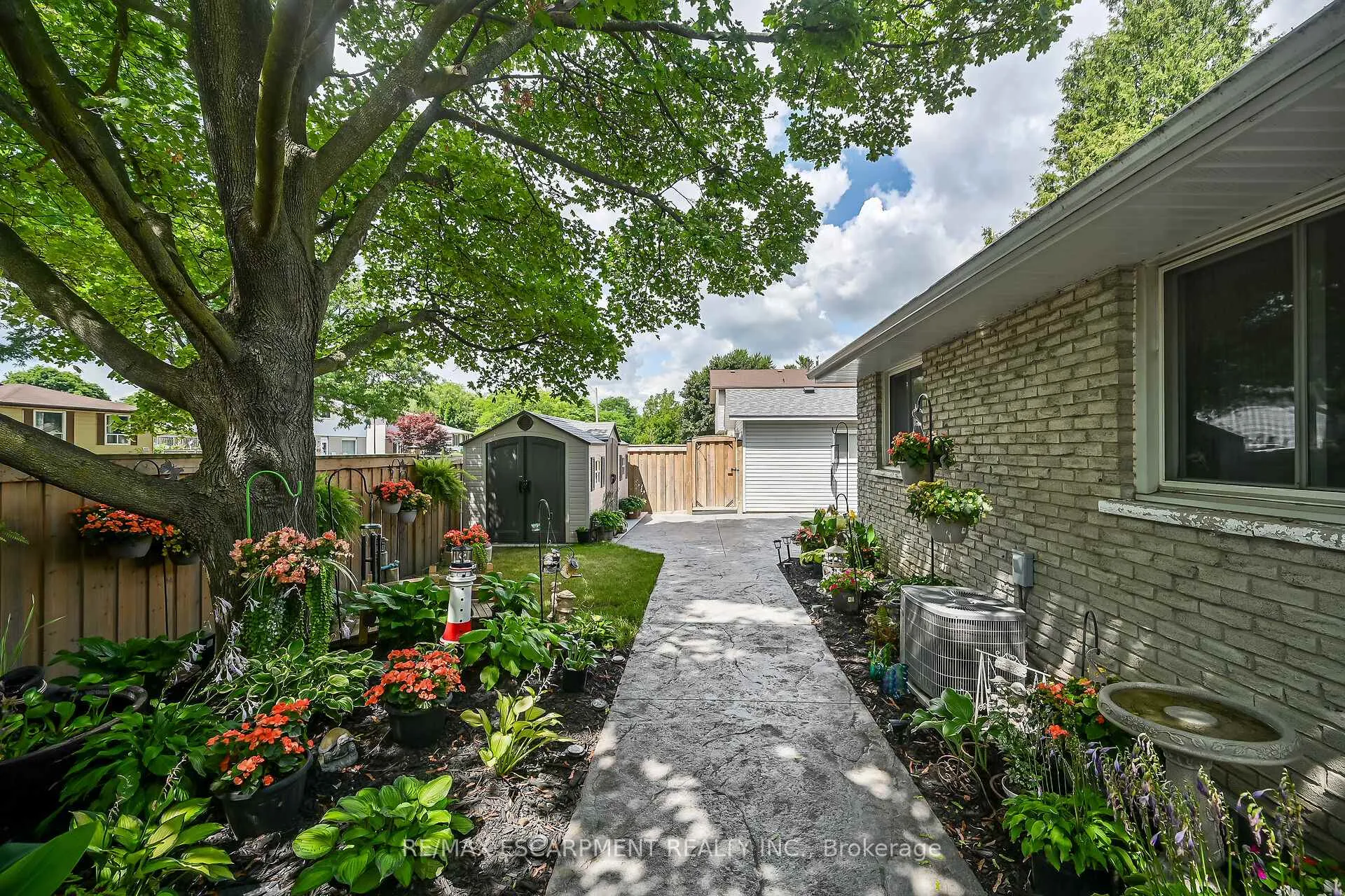Photo 37 of 146 Fiona Crescent, Hamilton, Kernighan — HOMEH