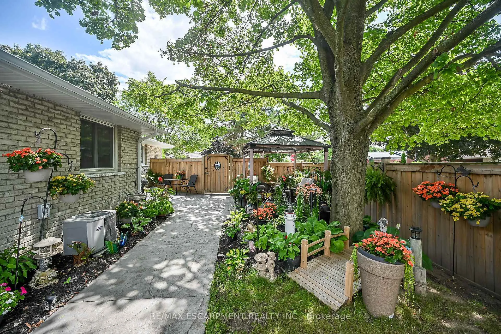 Photo 38 of 146 Fiona Crescent, Hamilton, Kernighan — HOMEH