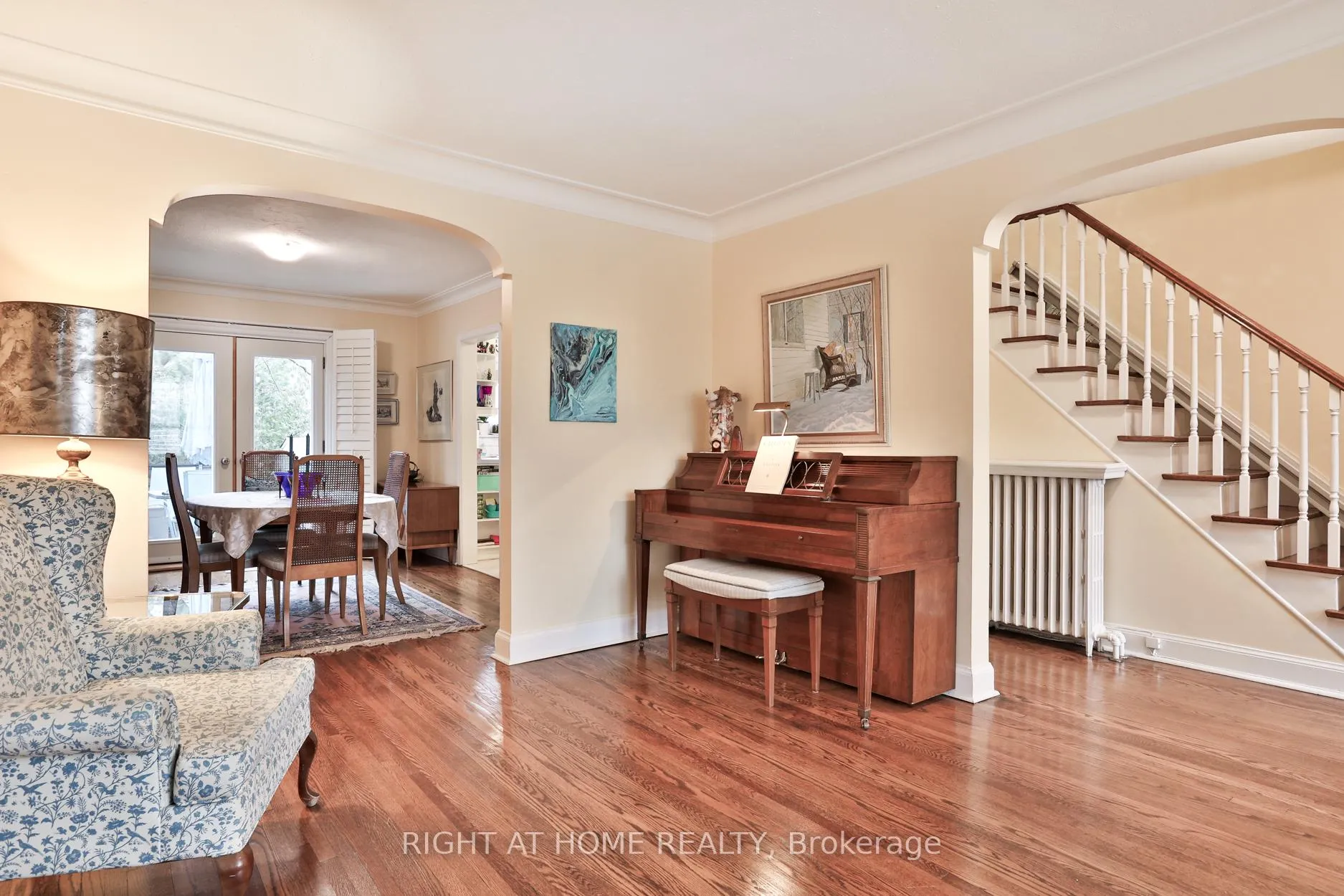Photo 3 of 2103 Avenue Road, Toronto, Bedford Park-Nortown — HOMEH
