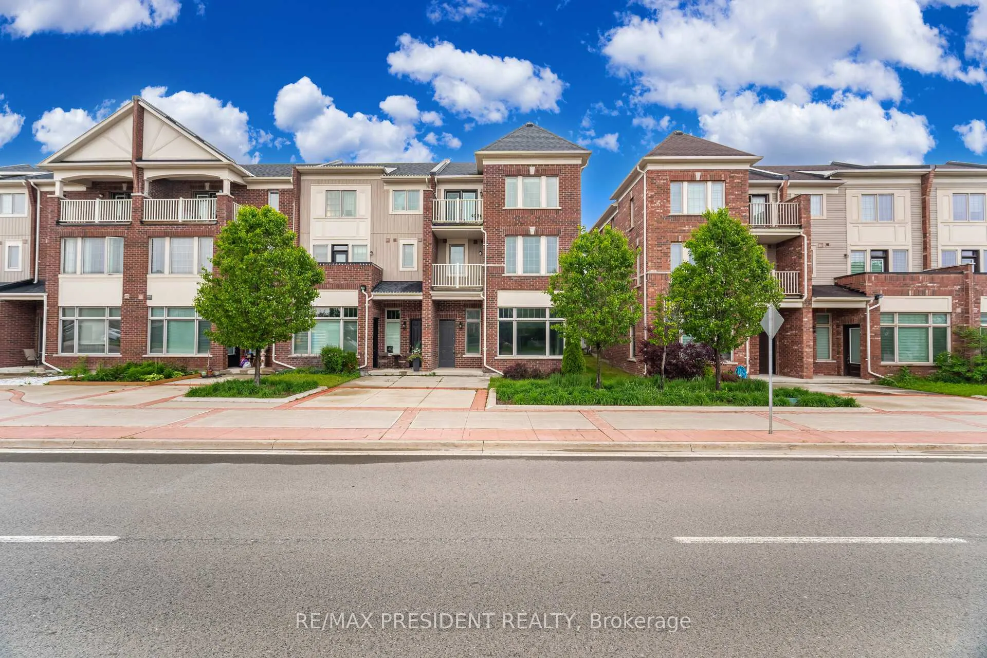Photo 2 of 42 McCardy Court N, Caledon, Caledon East — HOMEH