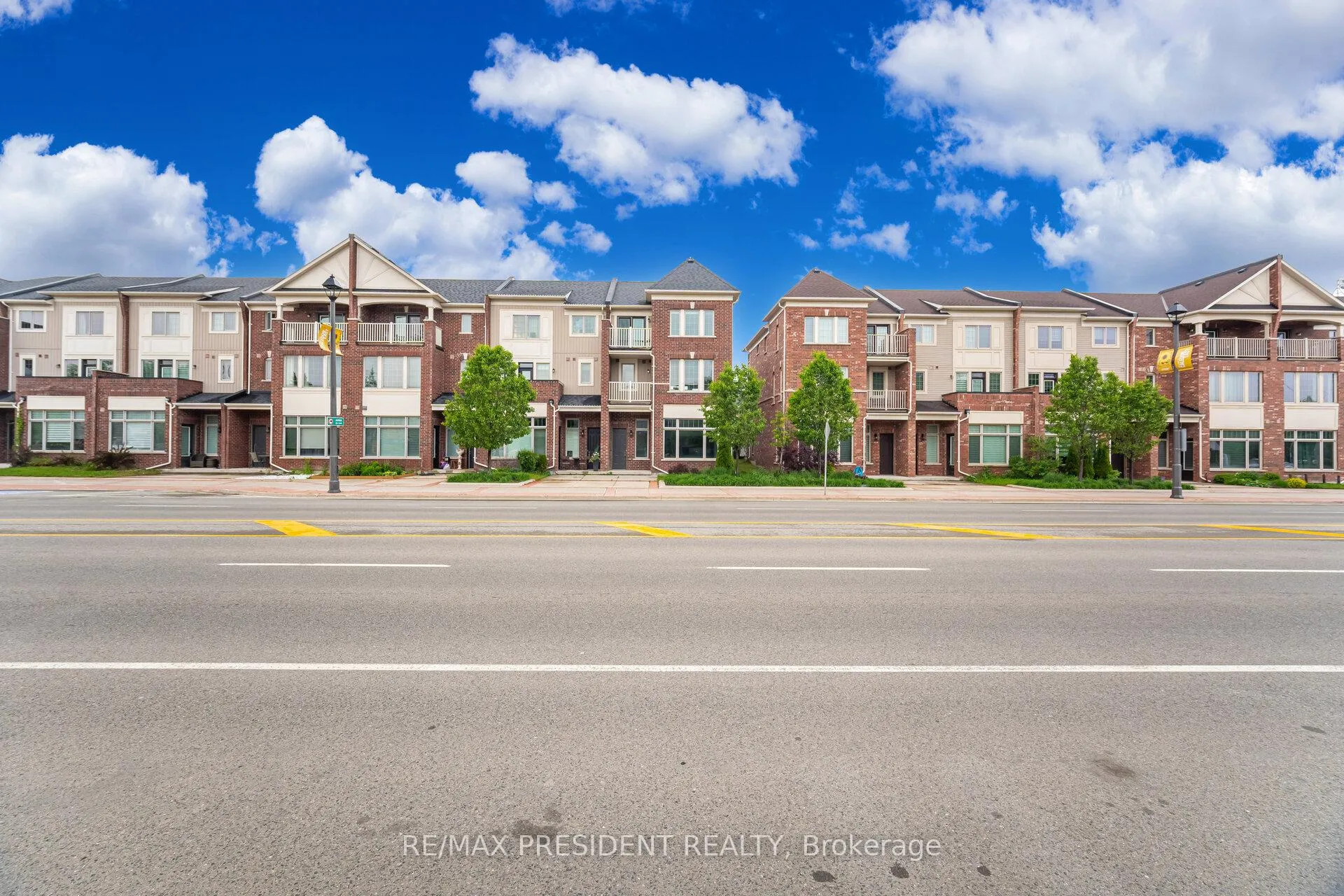 Photo 3 of 42 McCardy Court N, Caledon, Caledon East — HOMEH