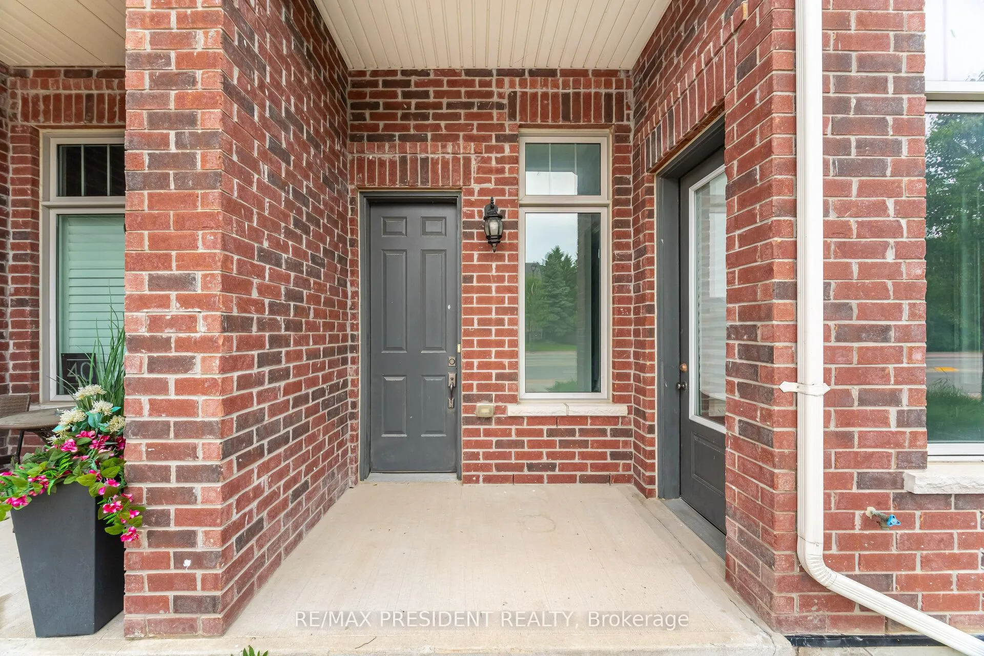 Photo 5 of 42 McCardy Court N, Caledon, Caledon East — HOMEH
