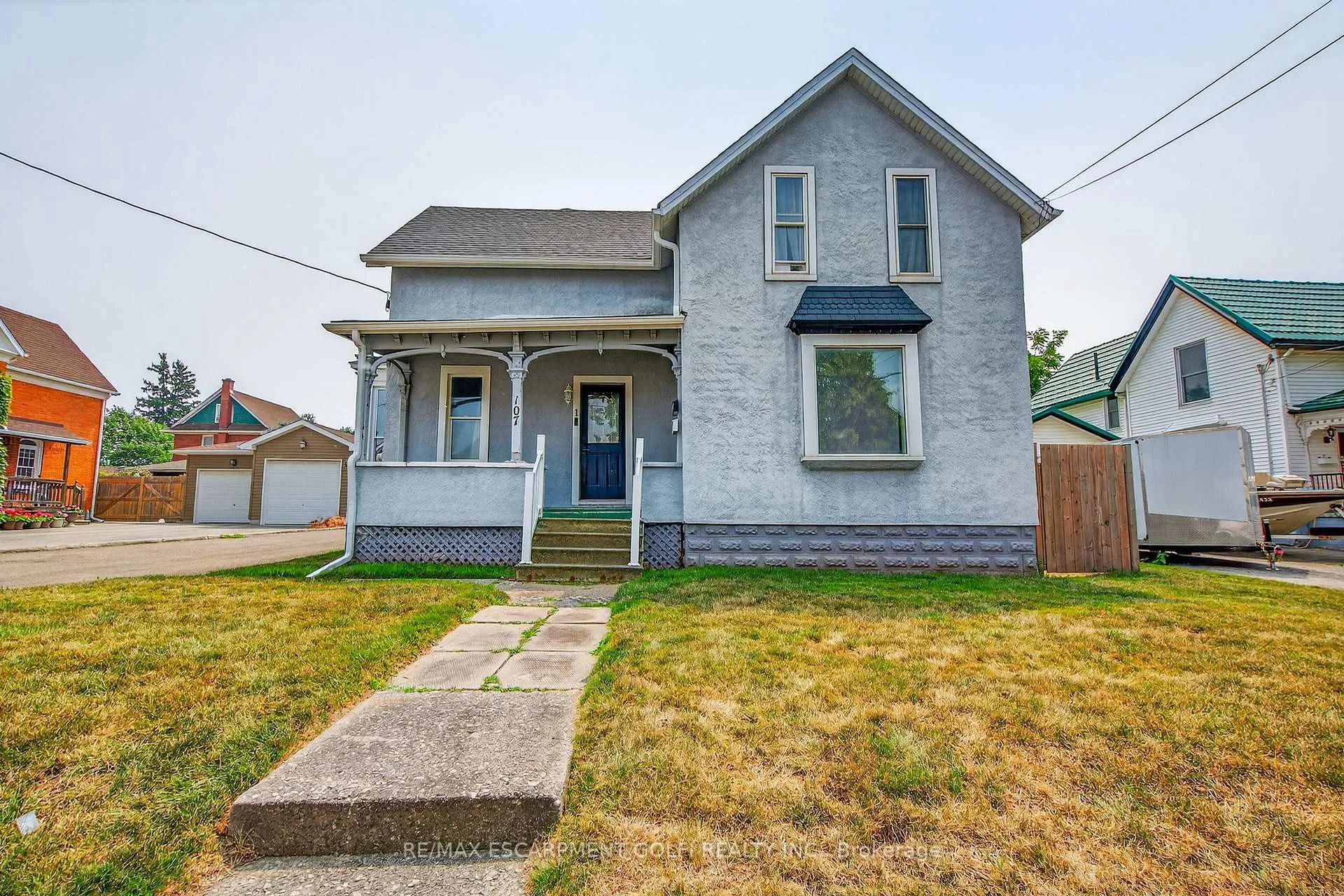 Photo 2 of 107 West Main Street, Welland, Broadway — HOMEH