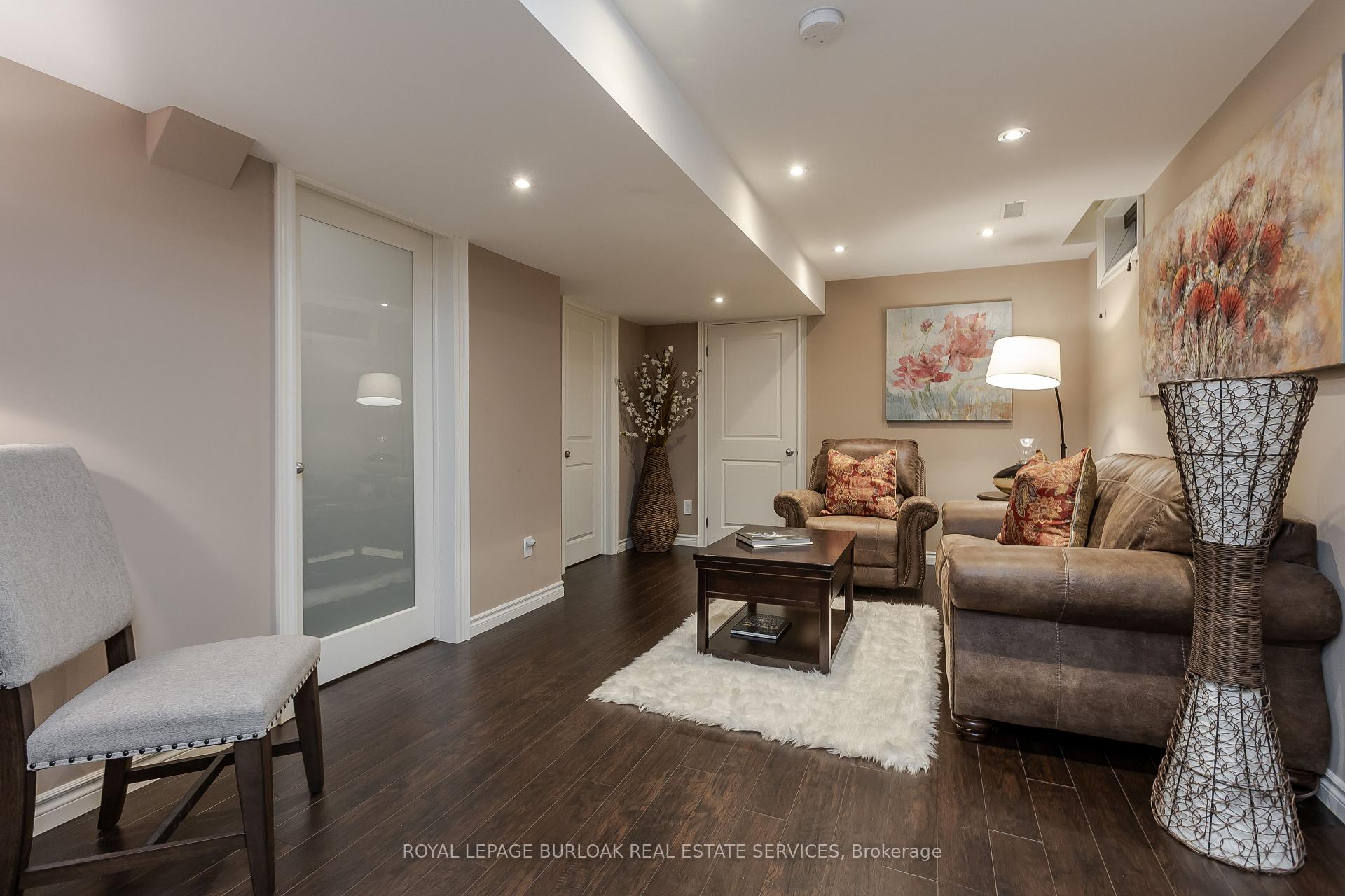 Photo 40 of 264 Dorchester Drive, Grimsby, Grimsby East — HOMEH