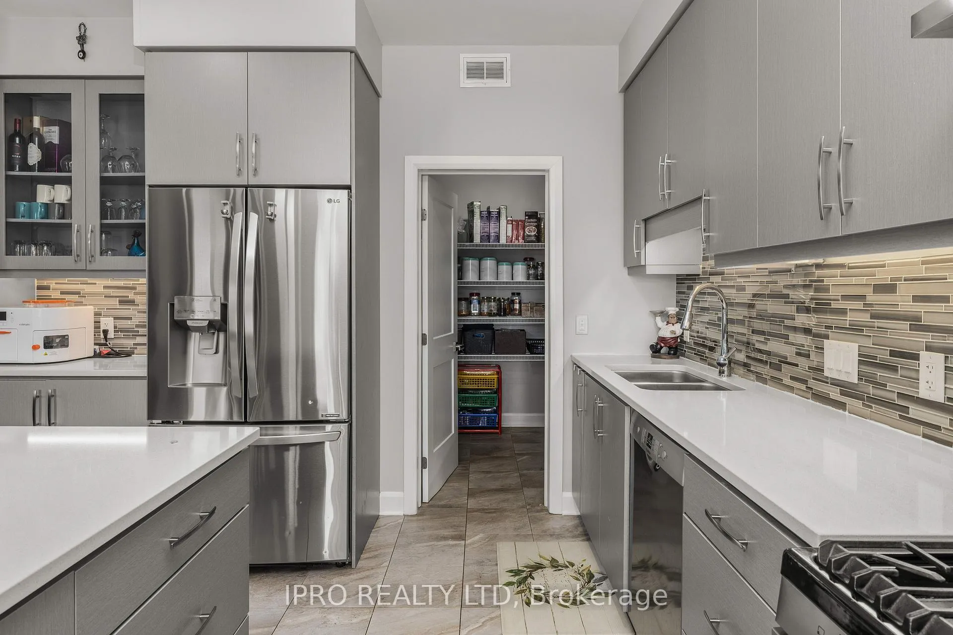 Photo 12 of 1139 Horizon Drive, Kingston — HOMEH