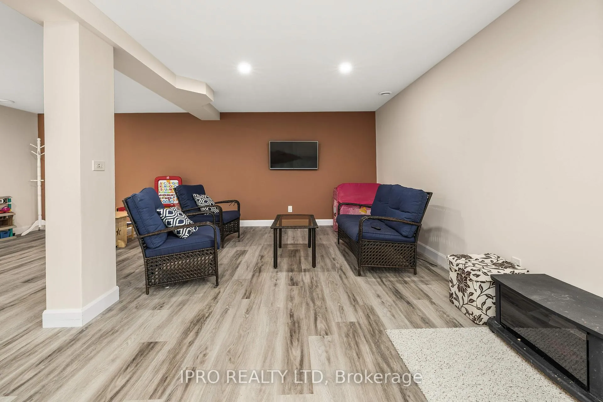 Photo 31 of 1139 Horizon Drive, Kingston — HOMEH