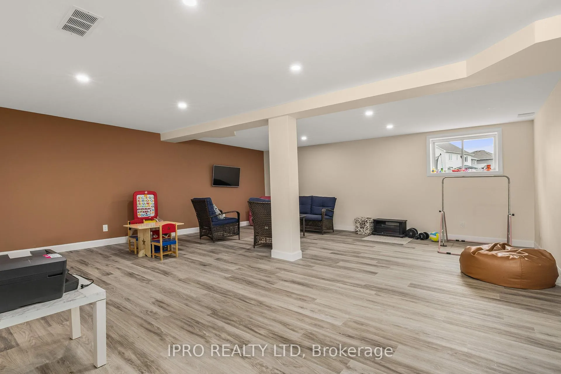 Photo 33 of 1139 Horizon Drive, Kingston — HOMEH