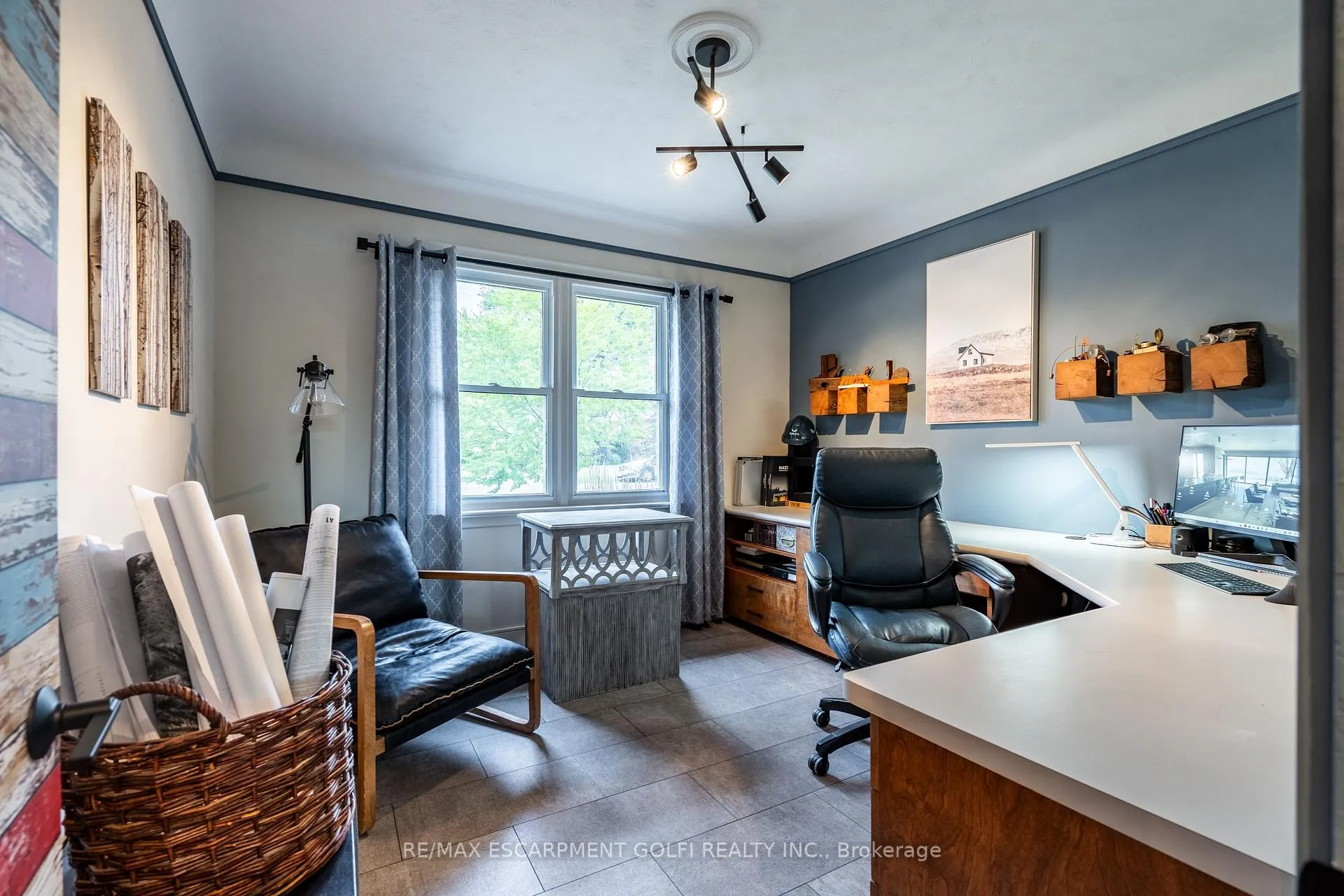 Photo 10 of 62 Glenview Drive, Hamilton, Stoney Creek — HOMEH
