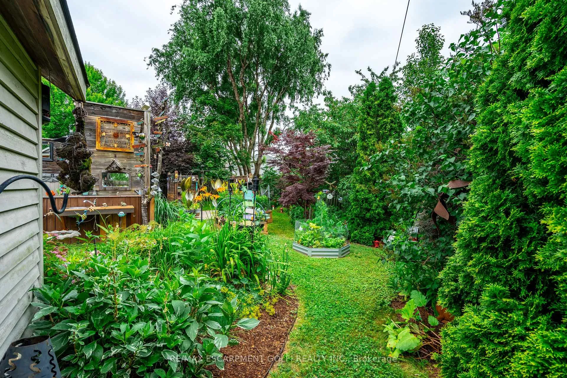 Photo 33 of 62 Glenview Drive, Hamilton, Stoney Creek — HOMEH