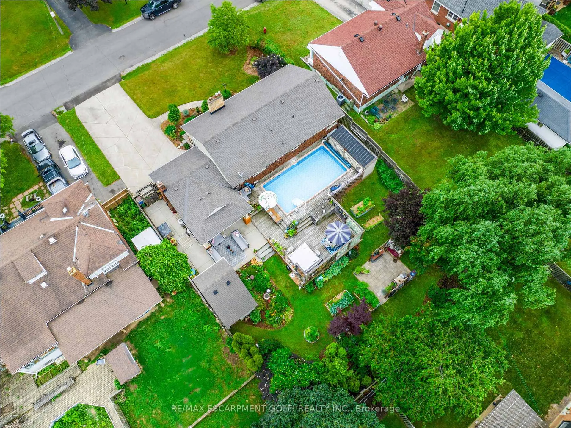 Photo 36 of 62 Glenview Drive, Hamilton, Stoney Creek — HOMEH