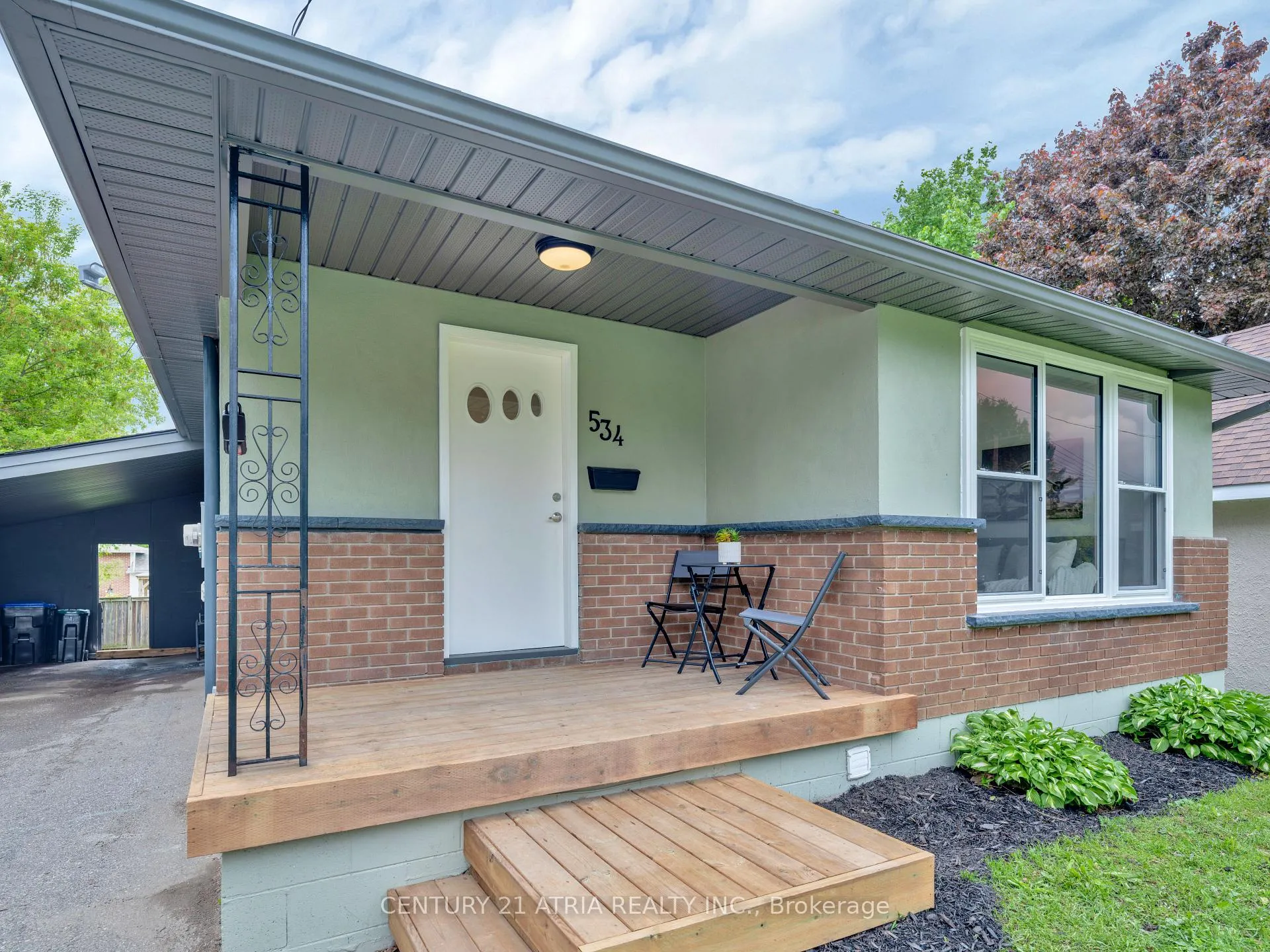 Photo 2 of 534 Johnson Street, Midland — HOMEH