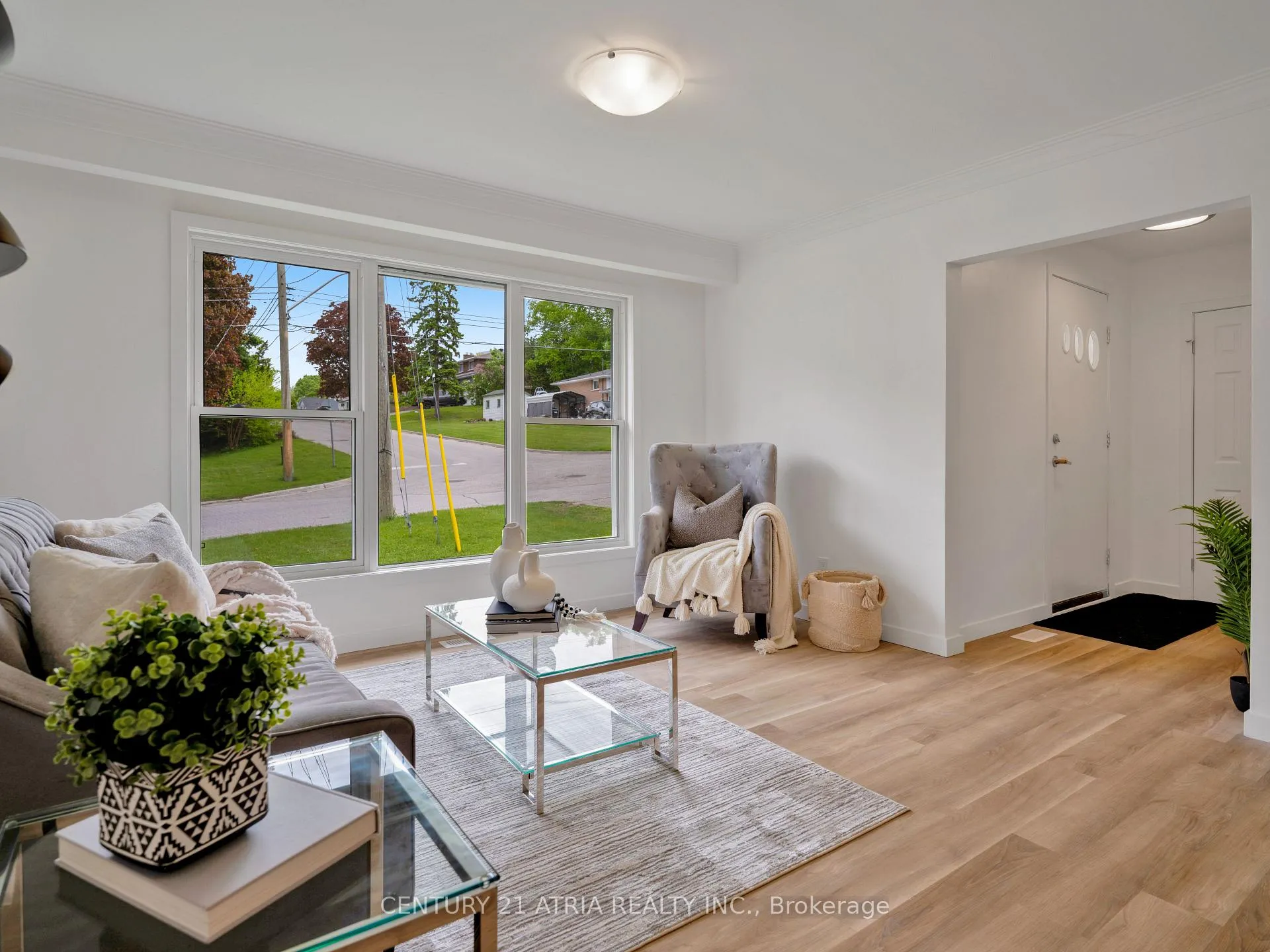 Photo 14 of 534 Johnson Street, Midland — HOMEH