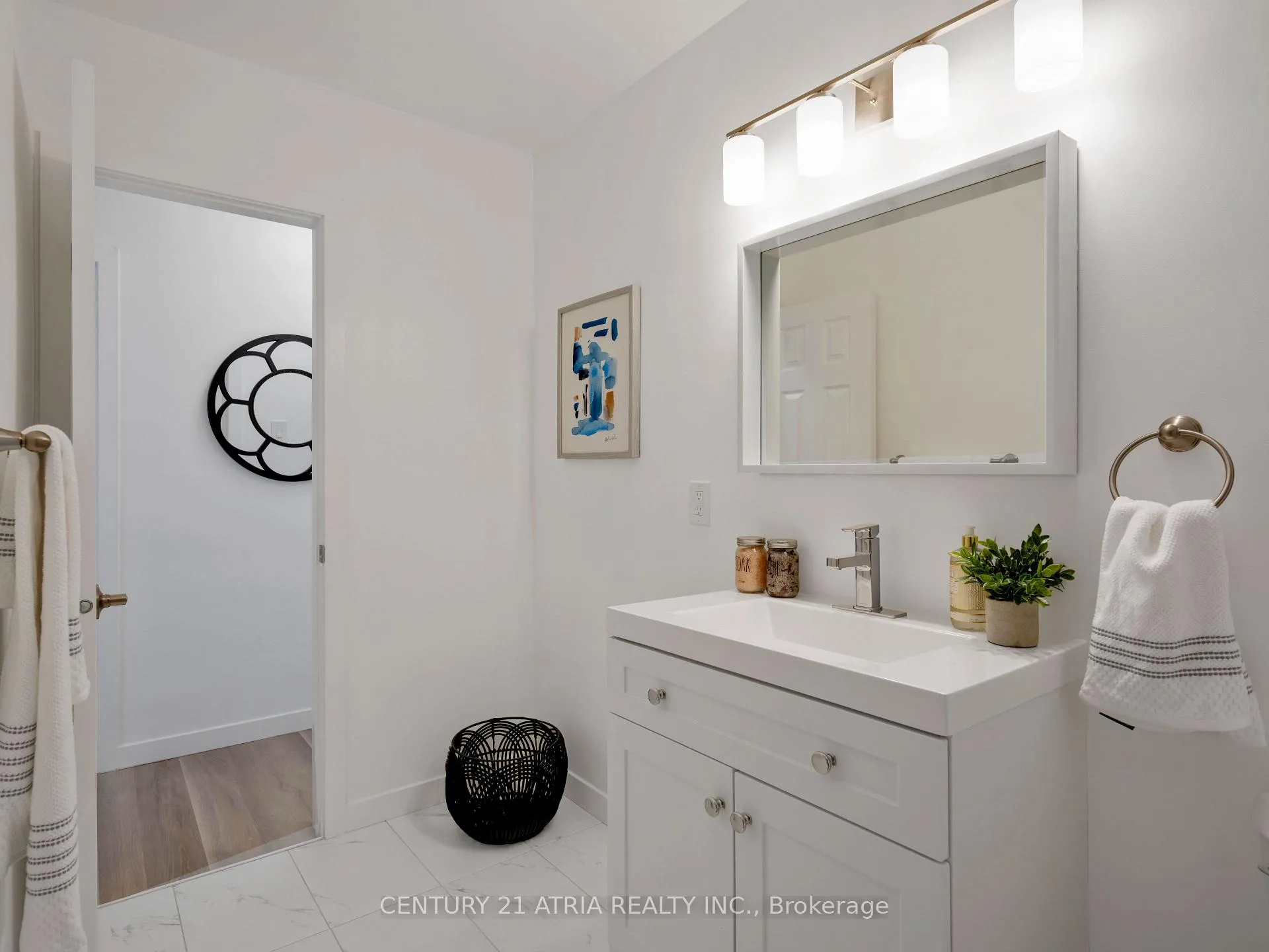Photo 23 of 534 Johnson Street, Midland — HOMEH