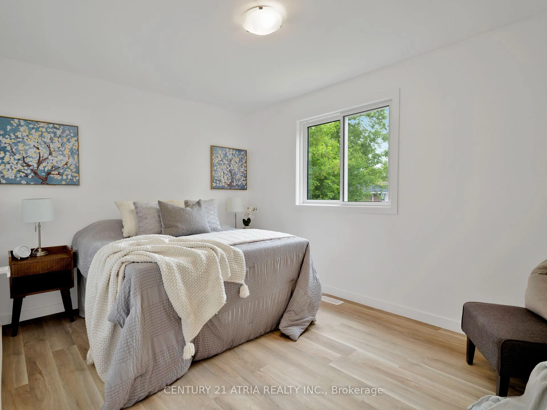 Photo 27 of 534 Johnson Street, Midland — HOMEH