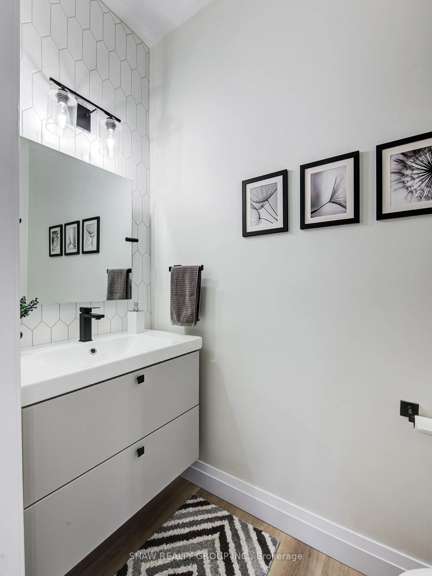 Photo 9 of 32 Arlington Parkway, Brant, Paris — HOMEH