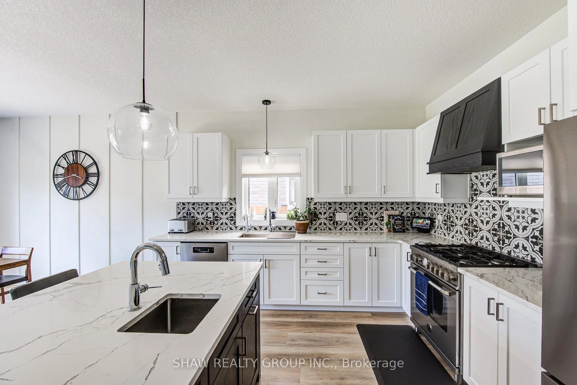 Photo 12 of 32 Arlington Parkway, Brant, Paris — HOMEH