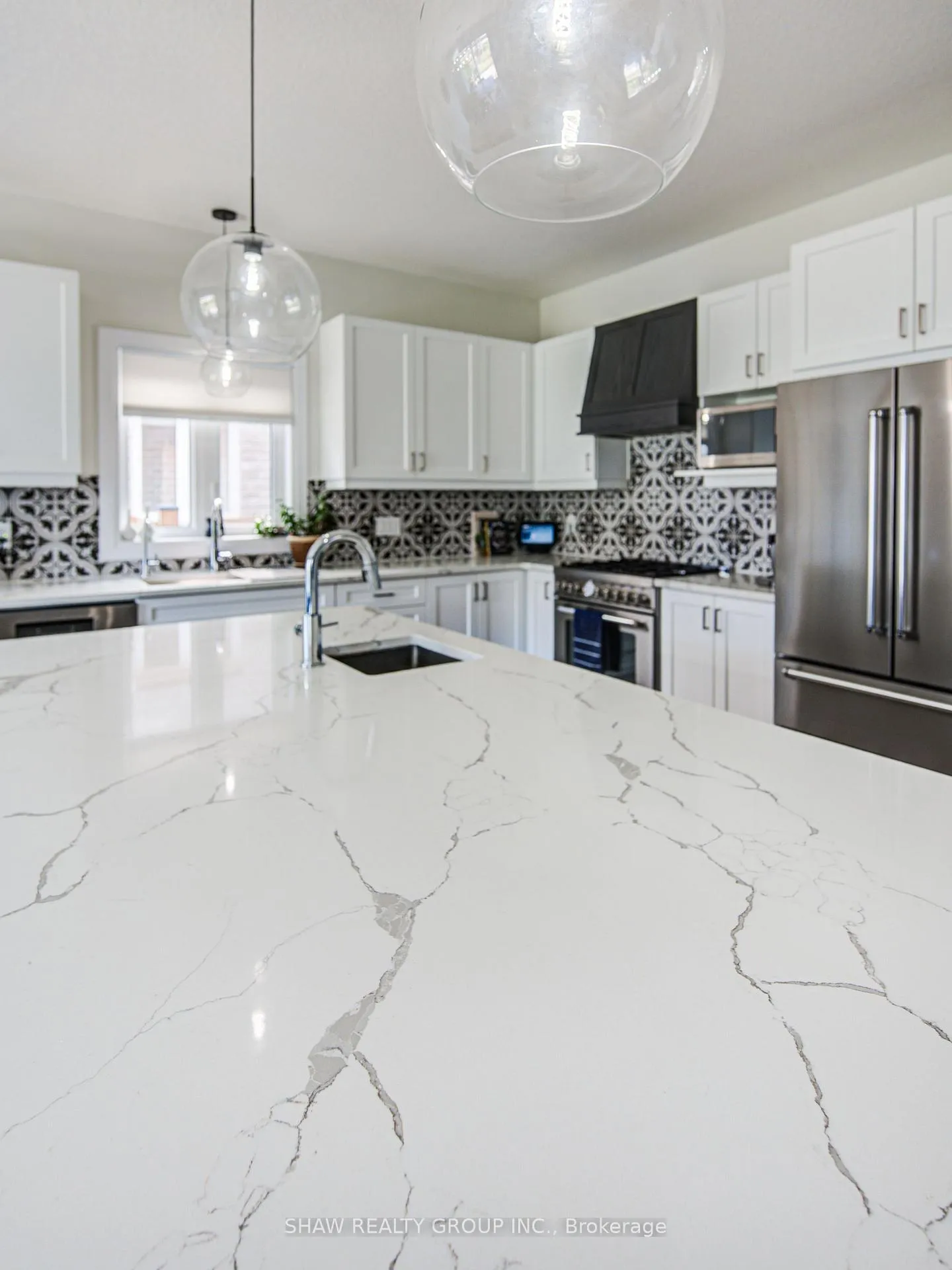 Photo 15 of 32 Arlington Parkway, Brant, Paris — HOMEH