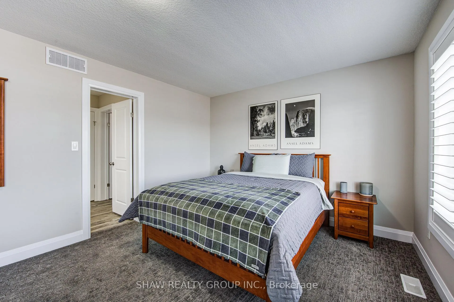 Photo 21 of 32 Arlington Parkway, Brant, Paris — HOMEH