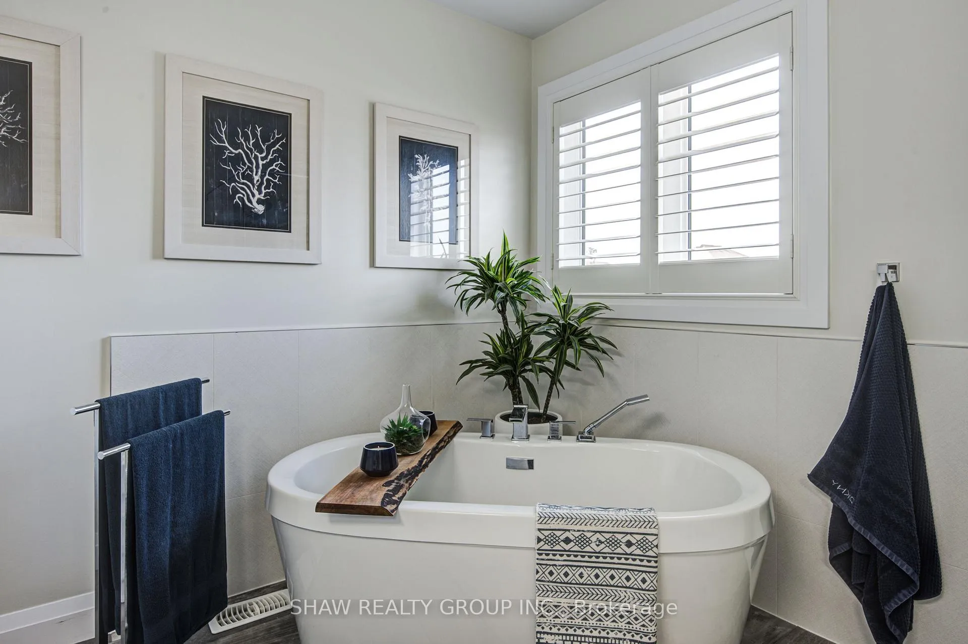 Photo 26 of 32 Arlington Parkway, Brant, Paris — HOMEH