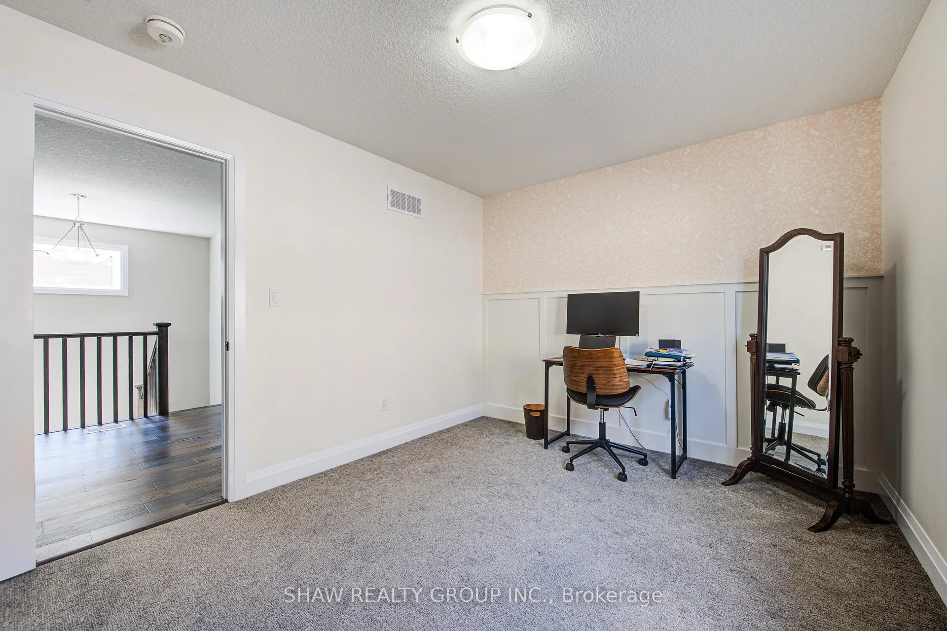 Photo 27 of 32 Arlington Parkway, Brant, Paris — HOMEH