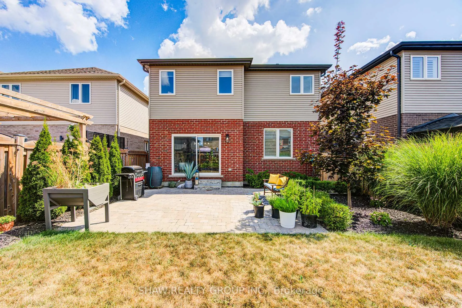 Photo 39 of 32 Arlington Parkway, Brant, Paris — HOMEH