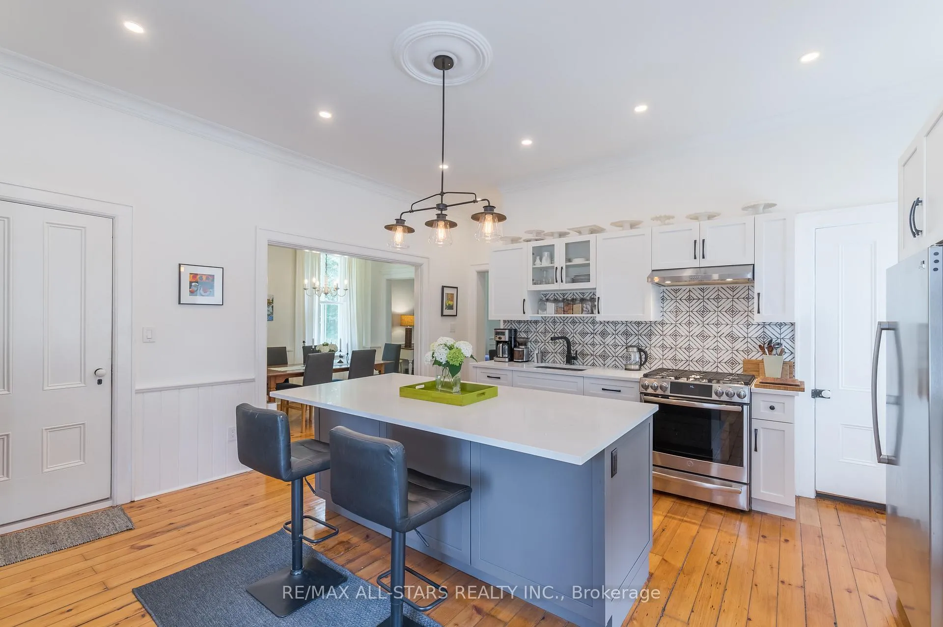 Photo 5 of 98 King Street E, Cavan Monaghan, Millbrook Village — HOMEH