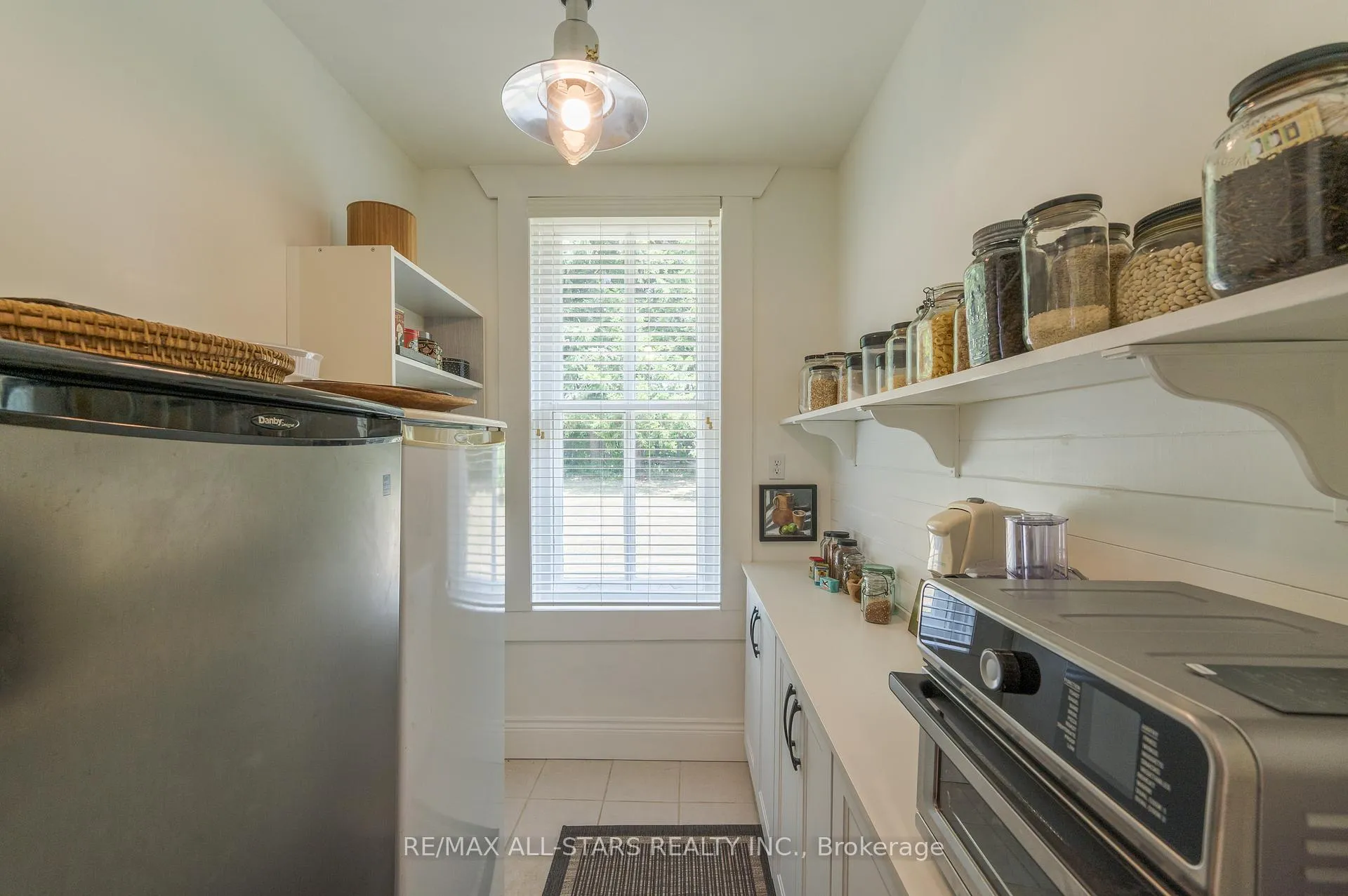 Photo 9 of 98 King Street E, Cavan Monaghan, Millbrook Village — HOMEH