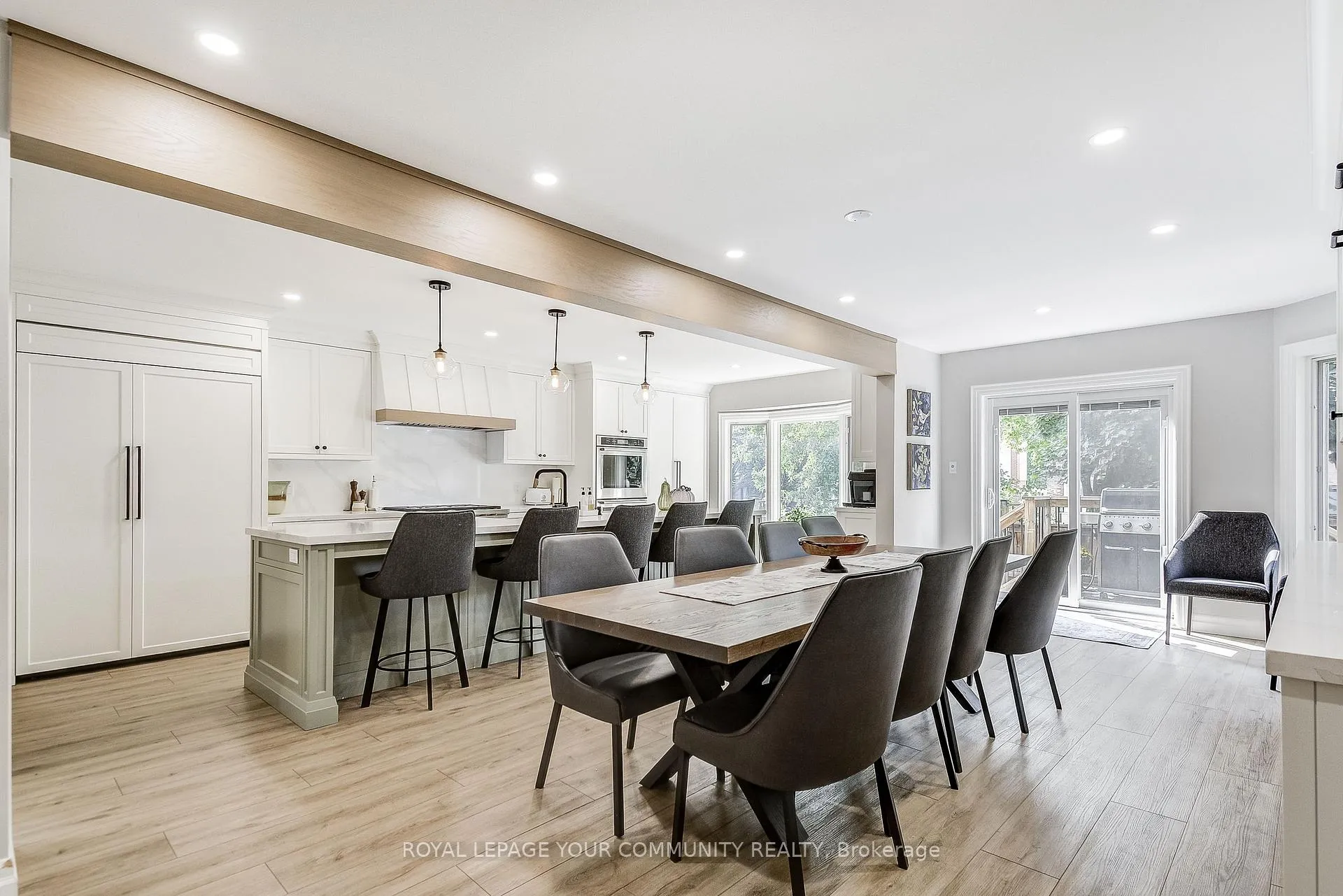 Photo 8 of 2114 Headon Forest Drive, Burlington, Headon — HOMEH