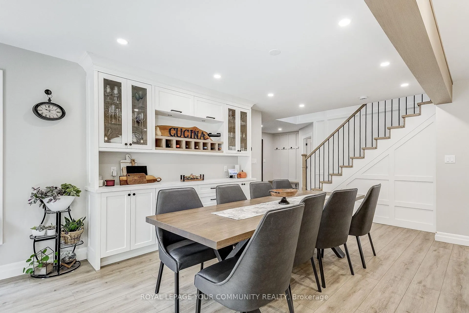 Photo 9 of 2114 Headon Forest Drive, Burlington, Headon — HOMEH