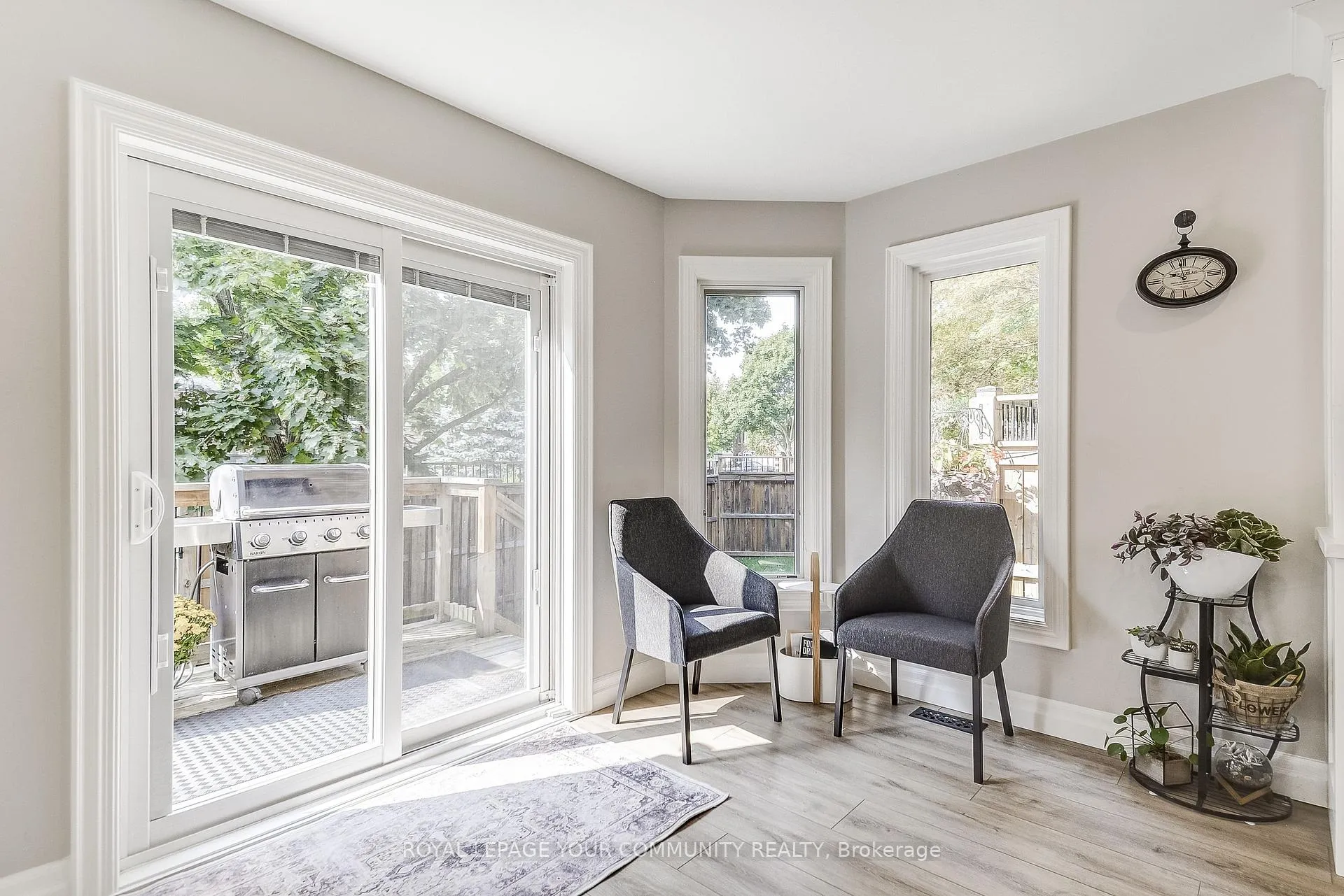 Photo 10 of 2114 Headon Forest Drive, Burlington, Headon — HOMEH