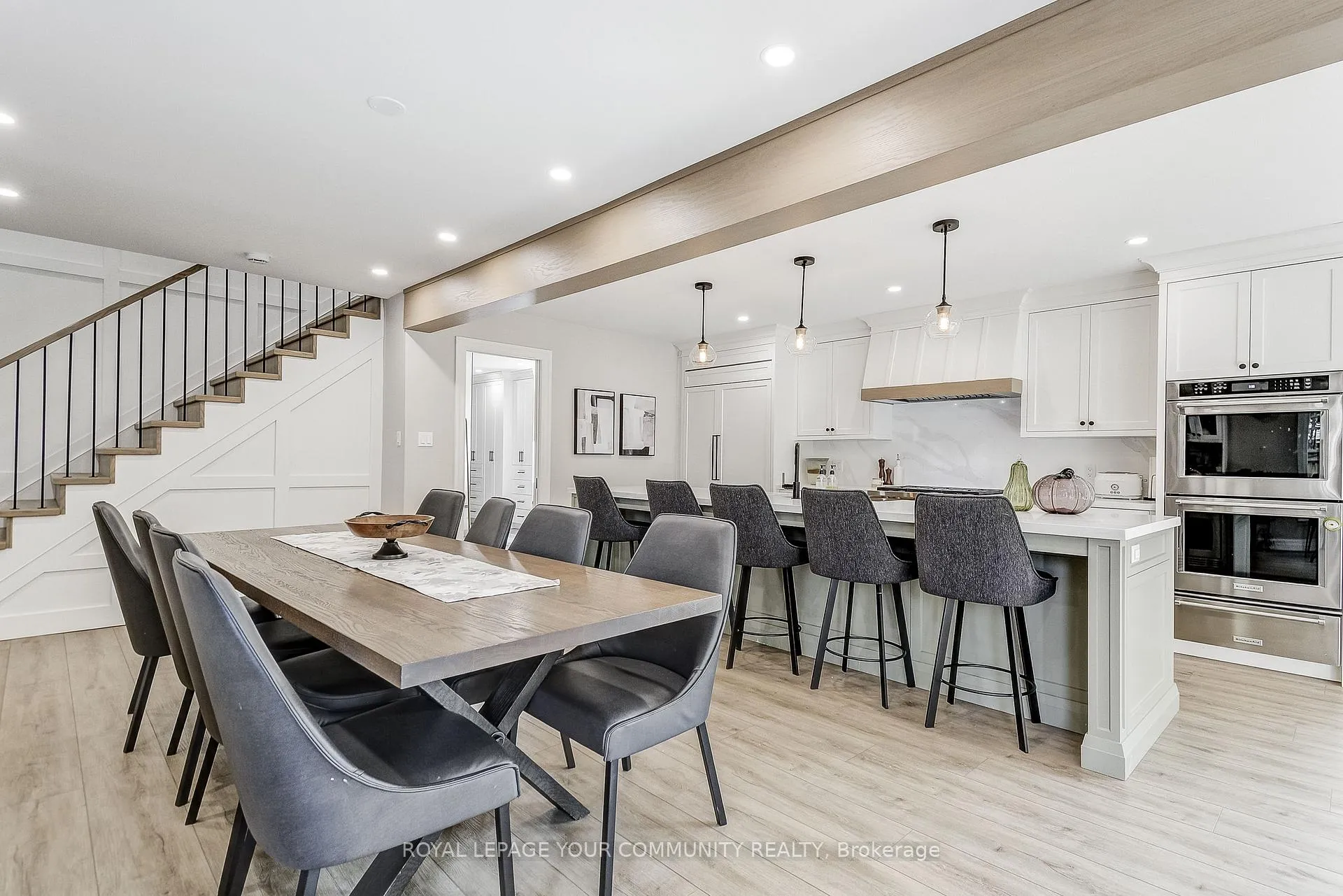 Photo 11 of 2114 Headon Forest Drive, Burlington, Headon — HOMEH