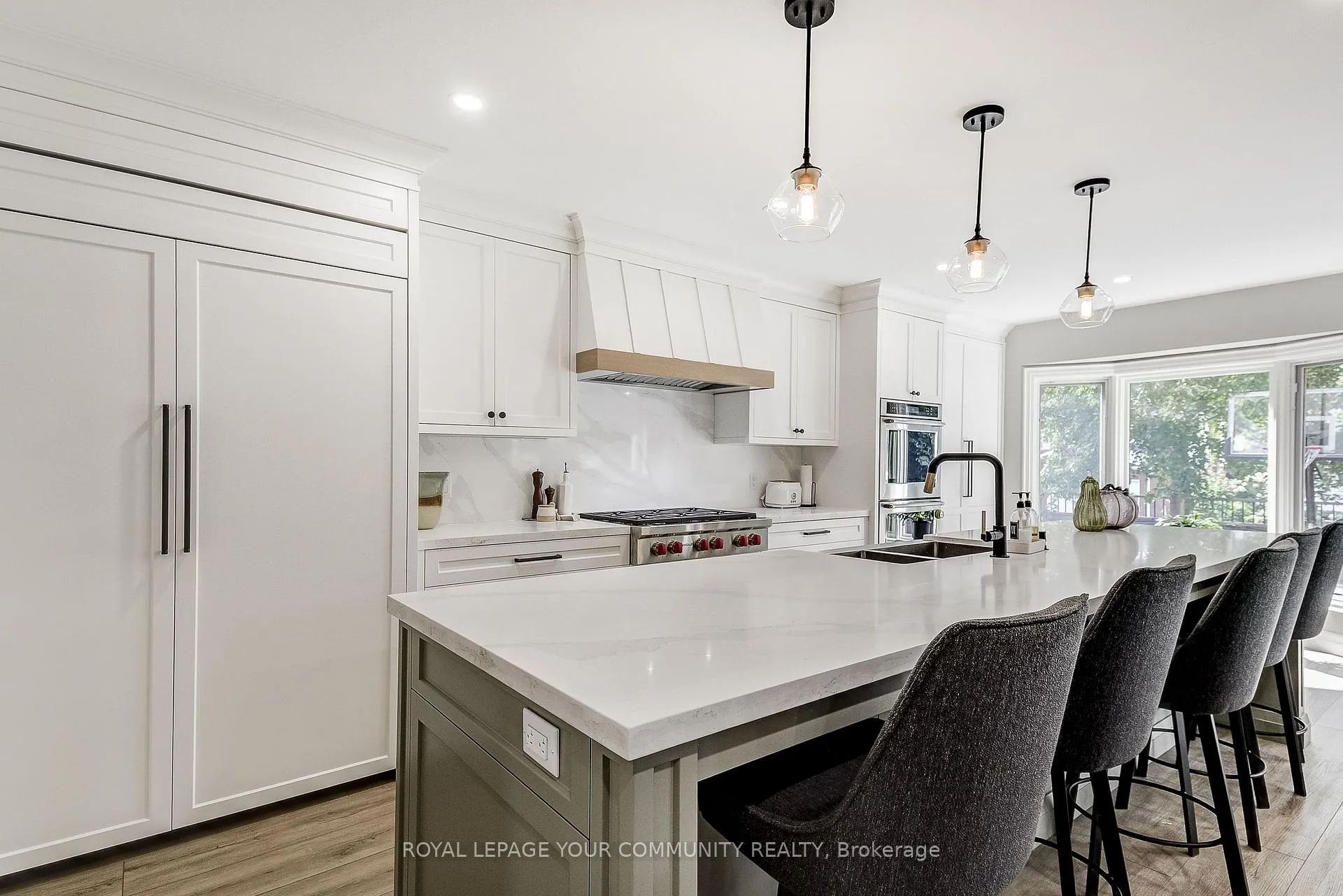 Photo 14 of 2114 Headon Forest Drive, Burlington, Headon — HOMEH