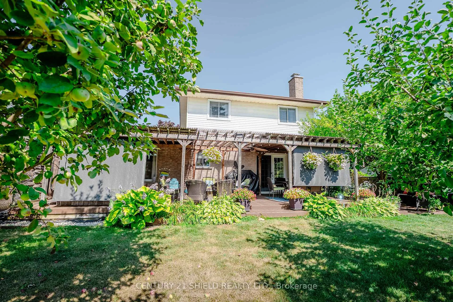Photo 4 of 408 Sheridan Street, Cornwall — HOMEH