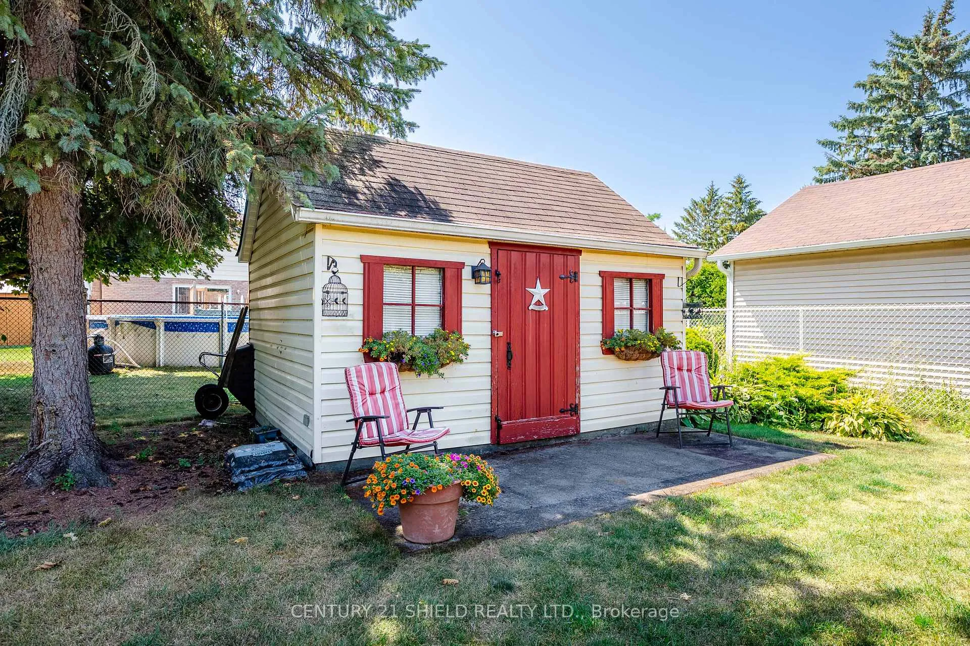 Photo 6 of 408 Sheridan Street, Cornwall — HOMEH
