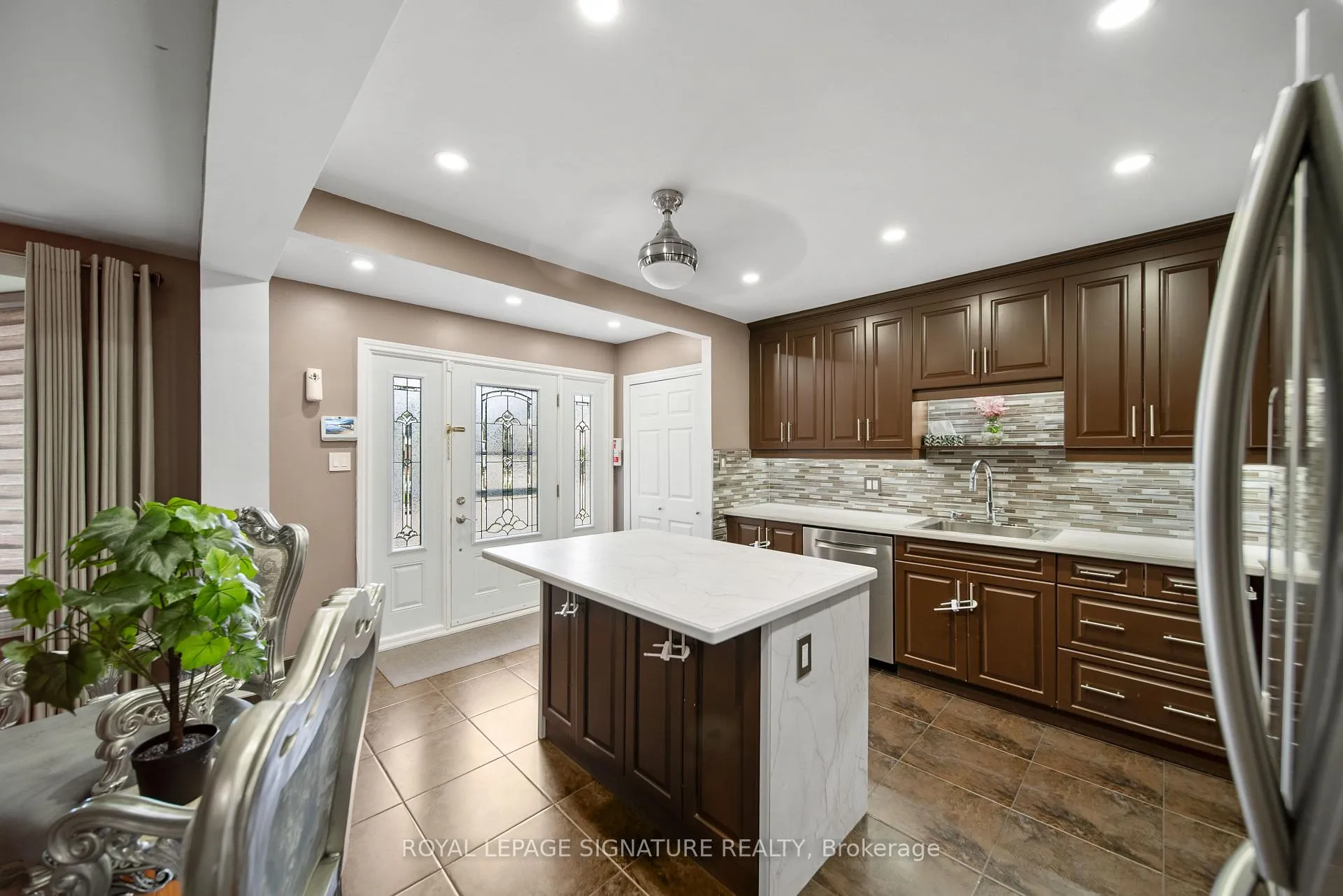 Photo 6 of 40 Queenslea Drive, Hamilton, Quinndale — HOMEH