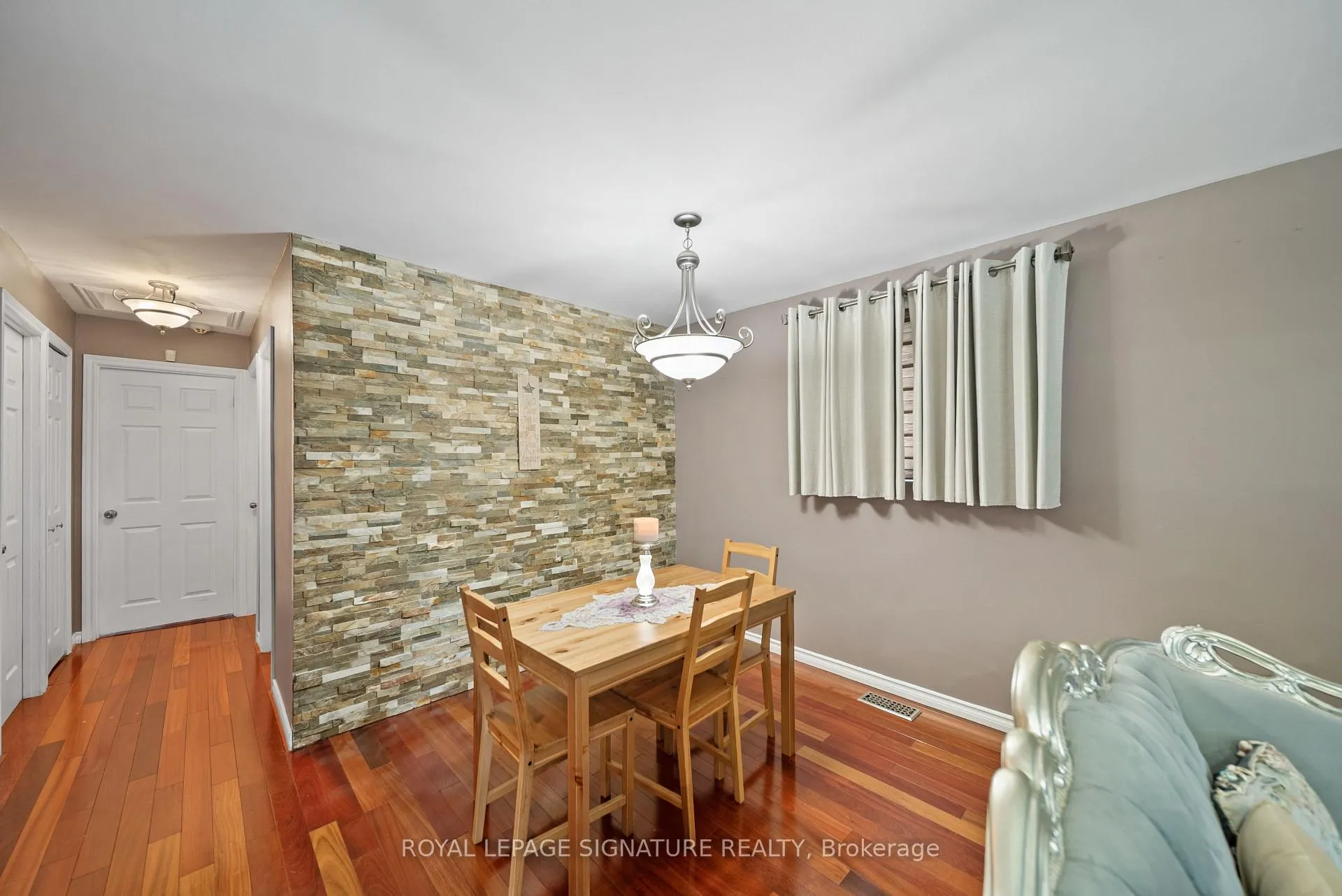 Photo 10 of 40 Queenslea Drive, Hamilton, Quinndale — HOMEH