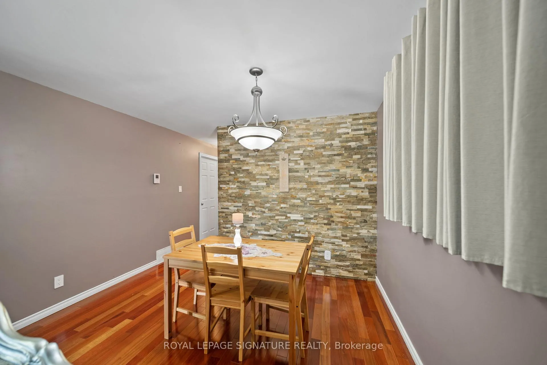 Photo 11 of 40 Queenslea Drive, Hamilton, Quinndale — HOMEH