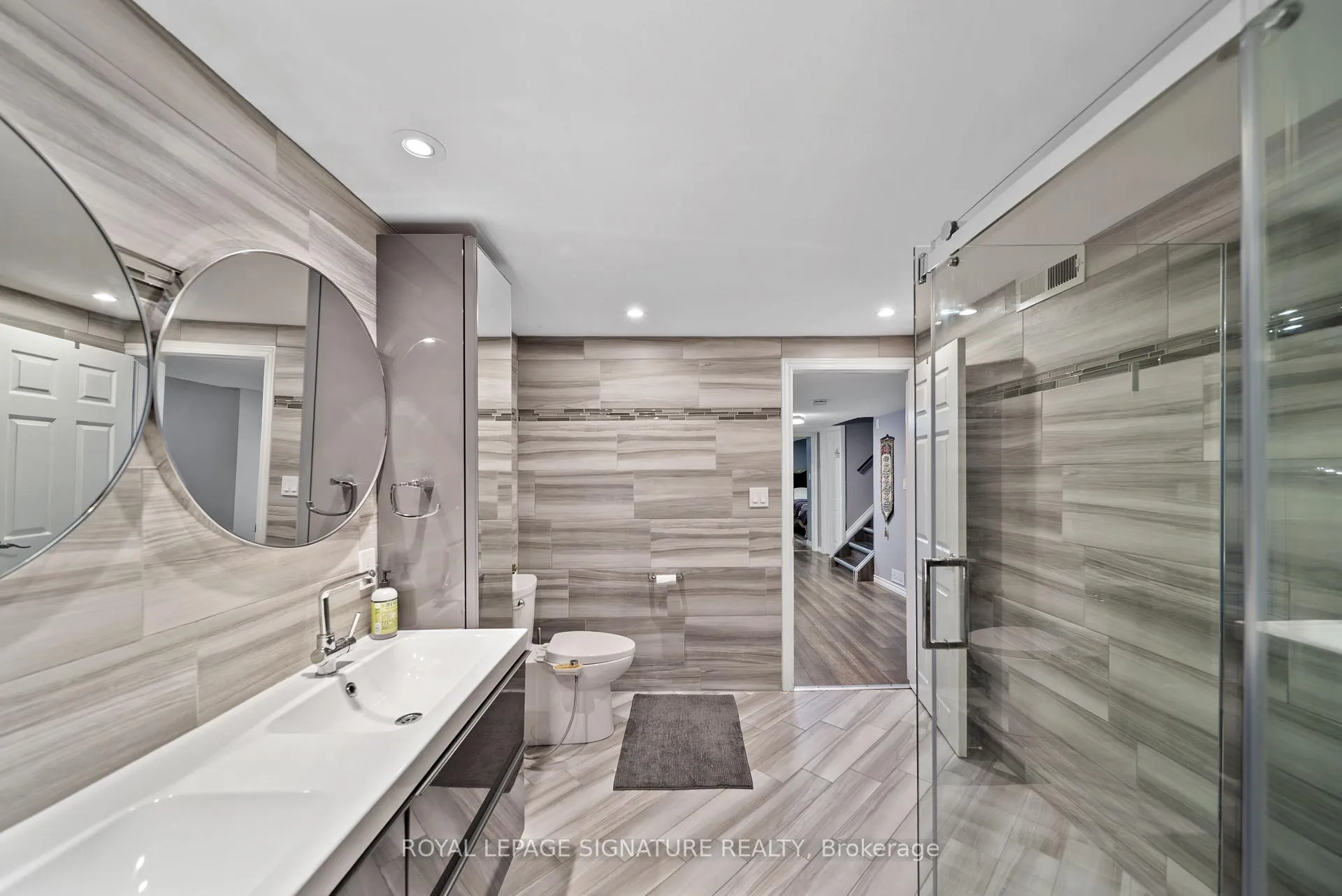Photo 18 of 40 Queenslea Drive, Hamilton, Quinndale — HOMEH