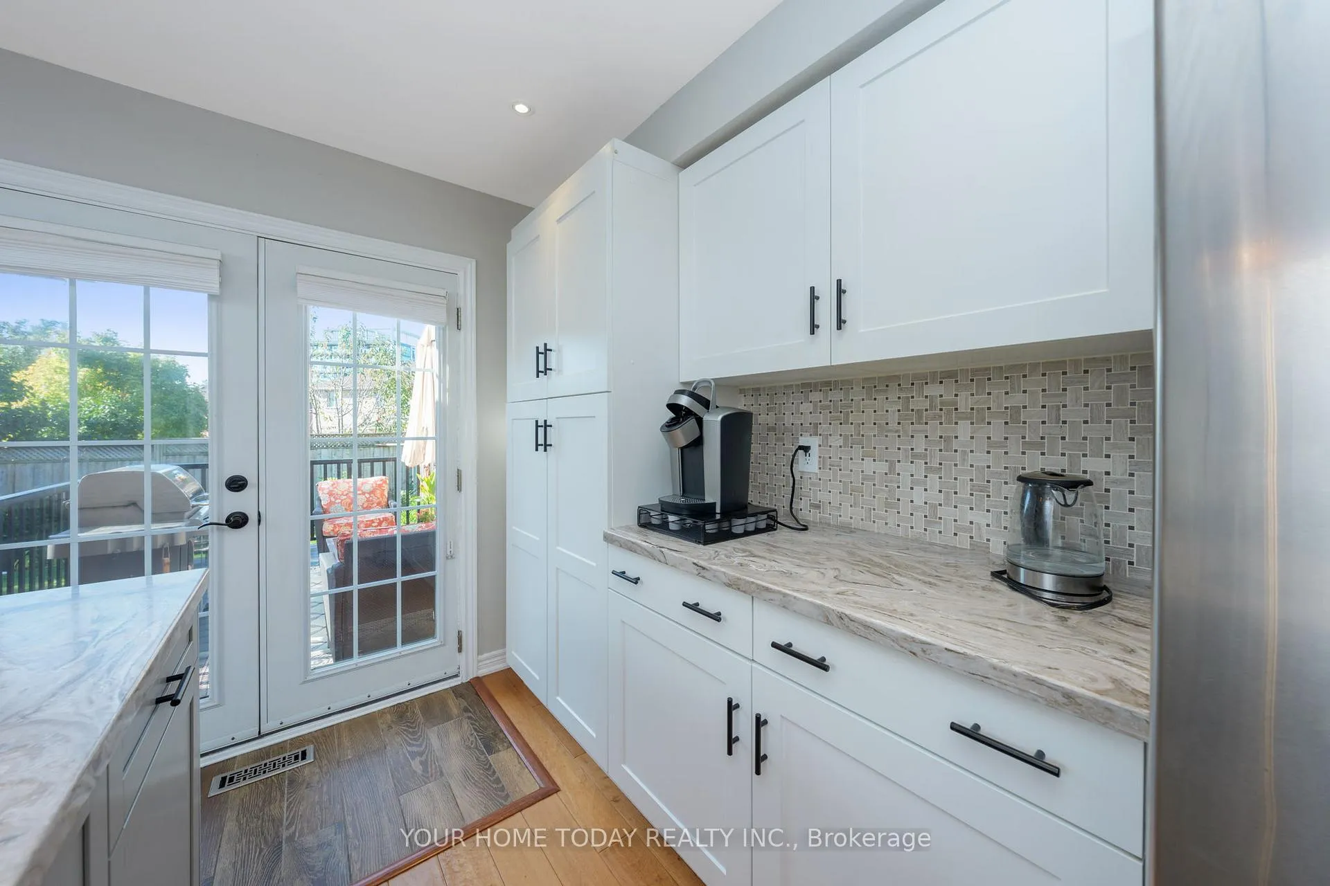 Photo 11 of 12 Russell Street, Halton Hills, Georgetown — HOMEH