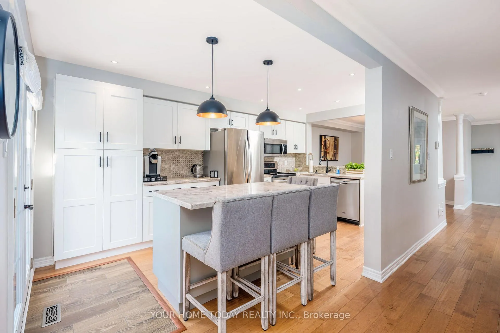 Photo 12 of 12 Russell Street, Halton Hills, Georgetown — HOMEH