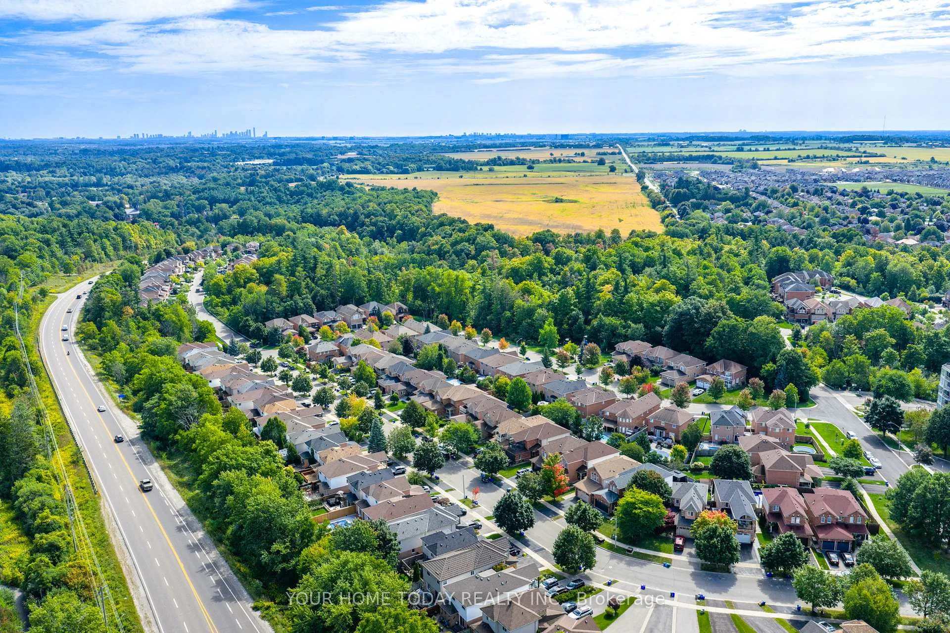 Photo 50 of 12 Russell Street, Halton Hills, Georgetown — HOMEH