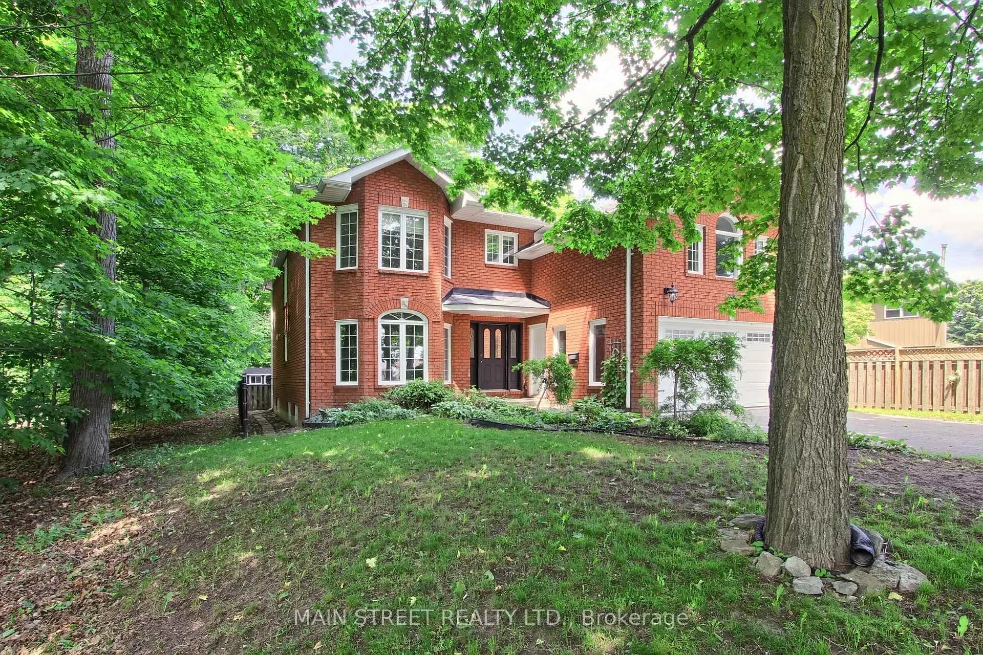 Photo 2 of 443 Sunnidale Road, Barrie, West Bayfield — HOMEH