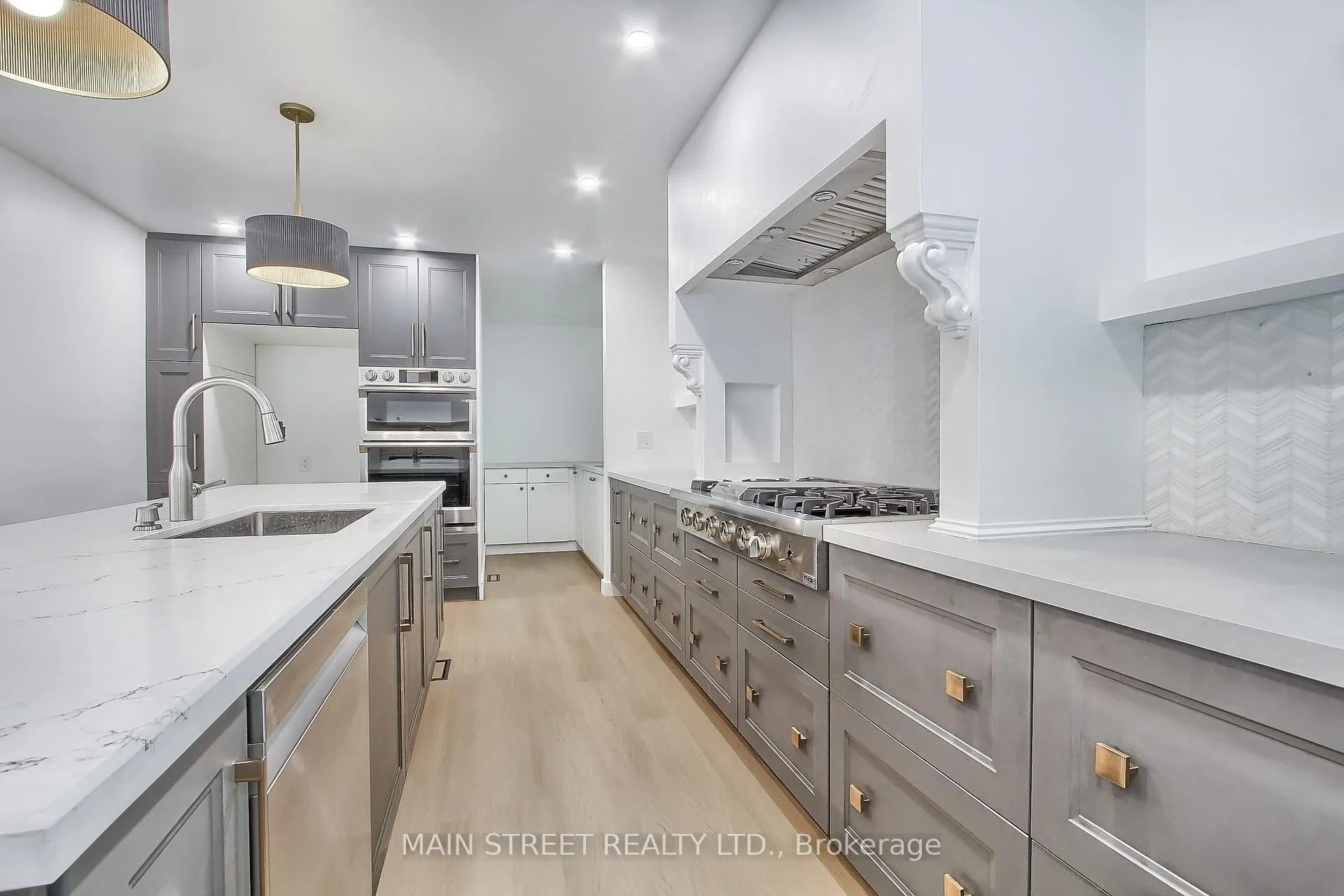 Photo 11 of 443 Sunnidale Road, Barrie, West Bayfield — HOMEH
