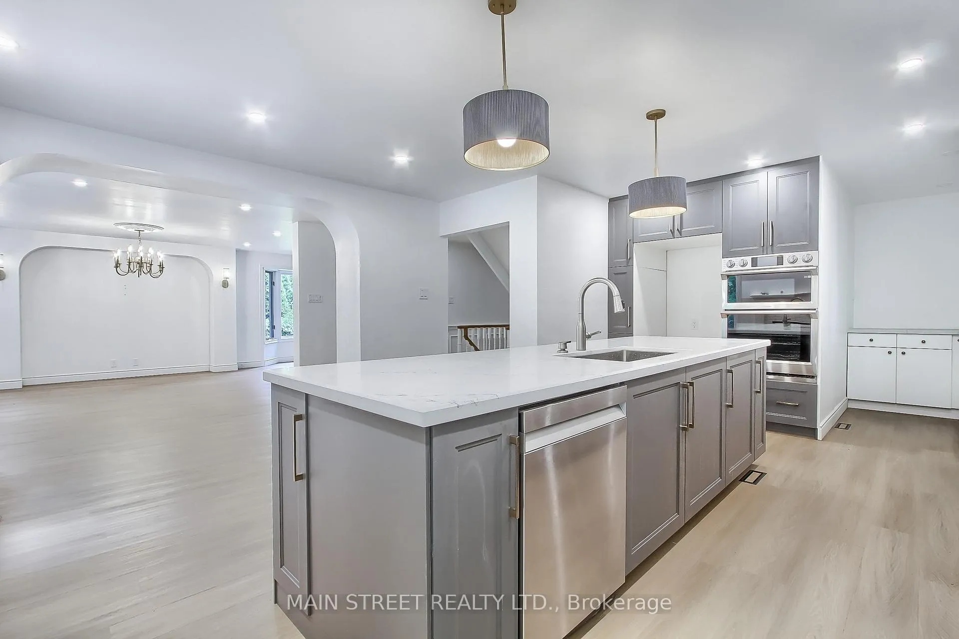 Photo 14 of 443 Sunnidale Road, Barrie, West Bayfield — HOMEH