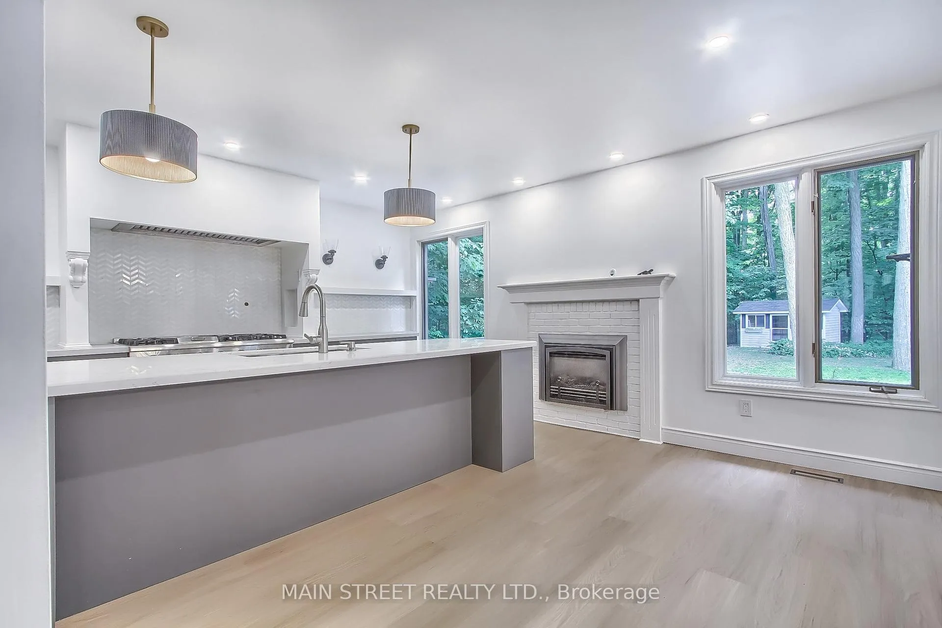 Photo 15 of 443 Sunnidale Road, Barrie, West Bayfield — HOMEH