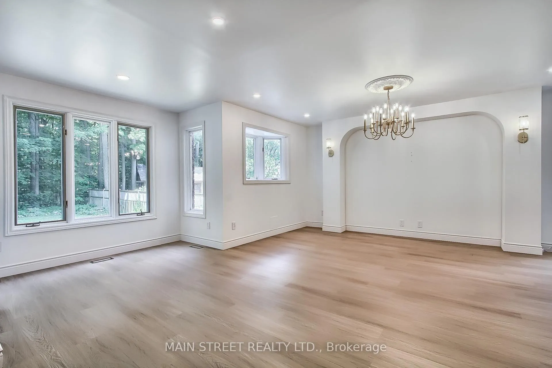 Photo 17 of 443 Sunnidale Road, Barrie, West Bayfield — HOMEH