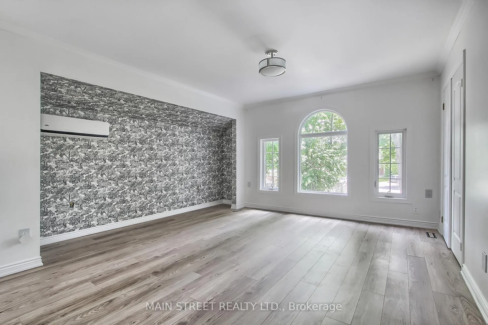 Photo 41 of 443 Sunnidale Road, Barrie, West Bayfield — HOMEH