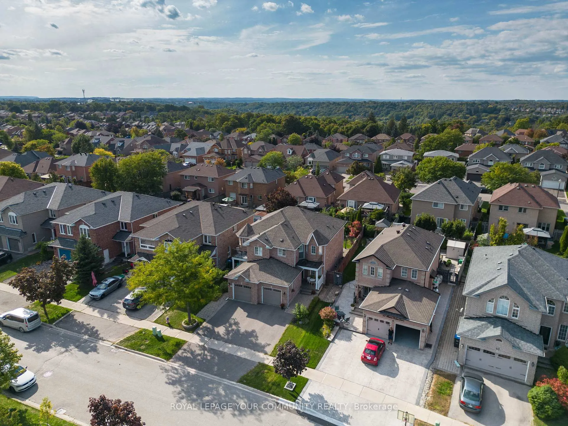 Photo 2 of 41 Hubert Corless Drive, Caledon, Bolton East — HOMEH